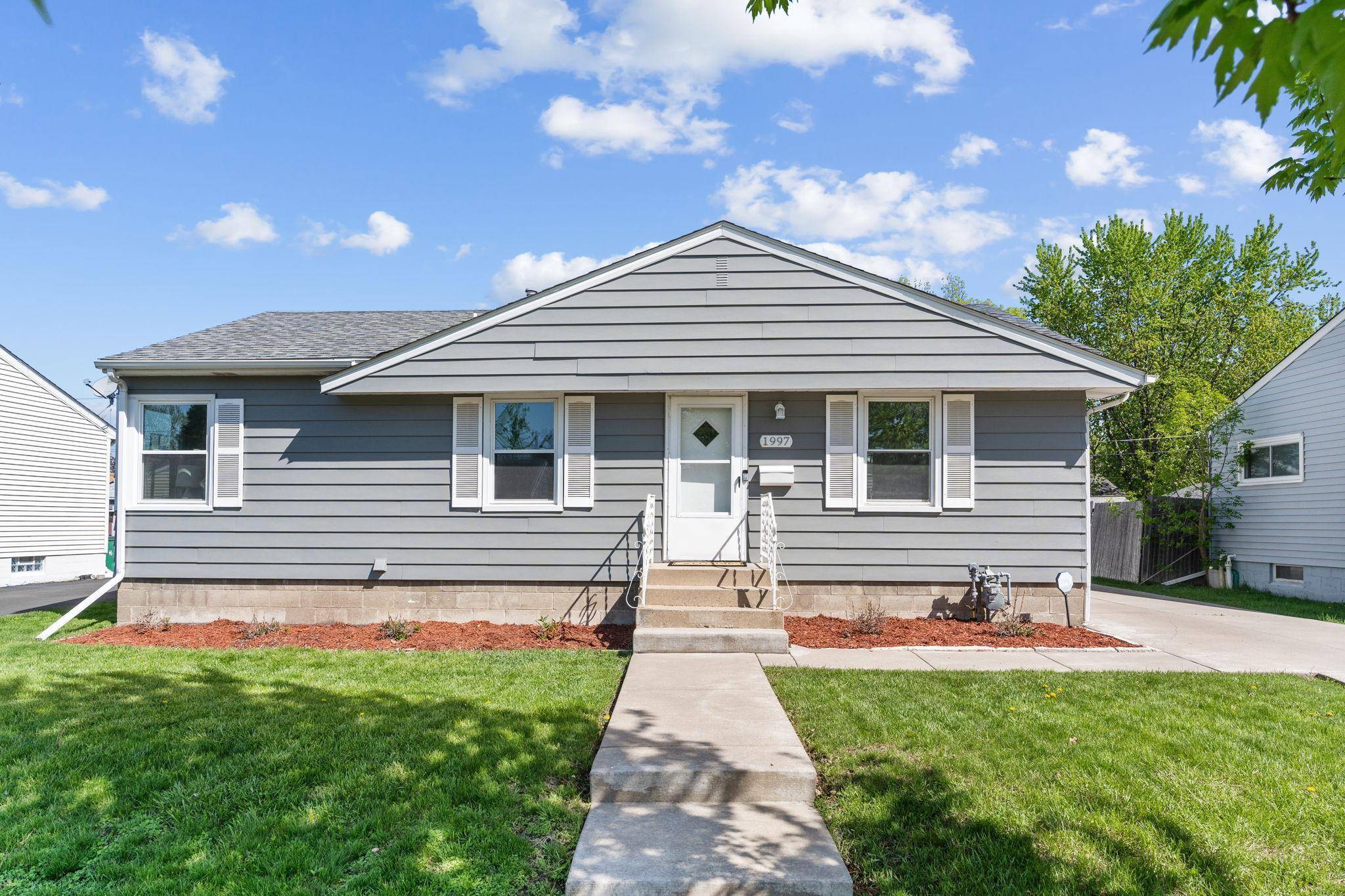Saint Paul, MN 55116,1997 Worcester AVE