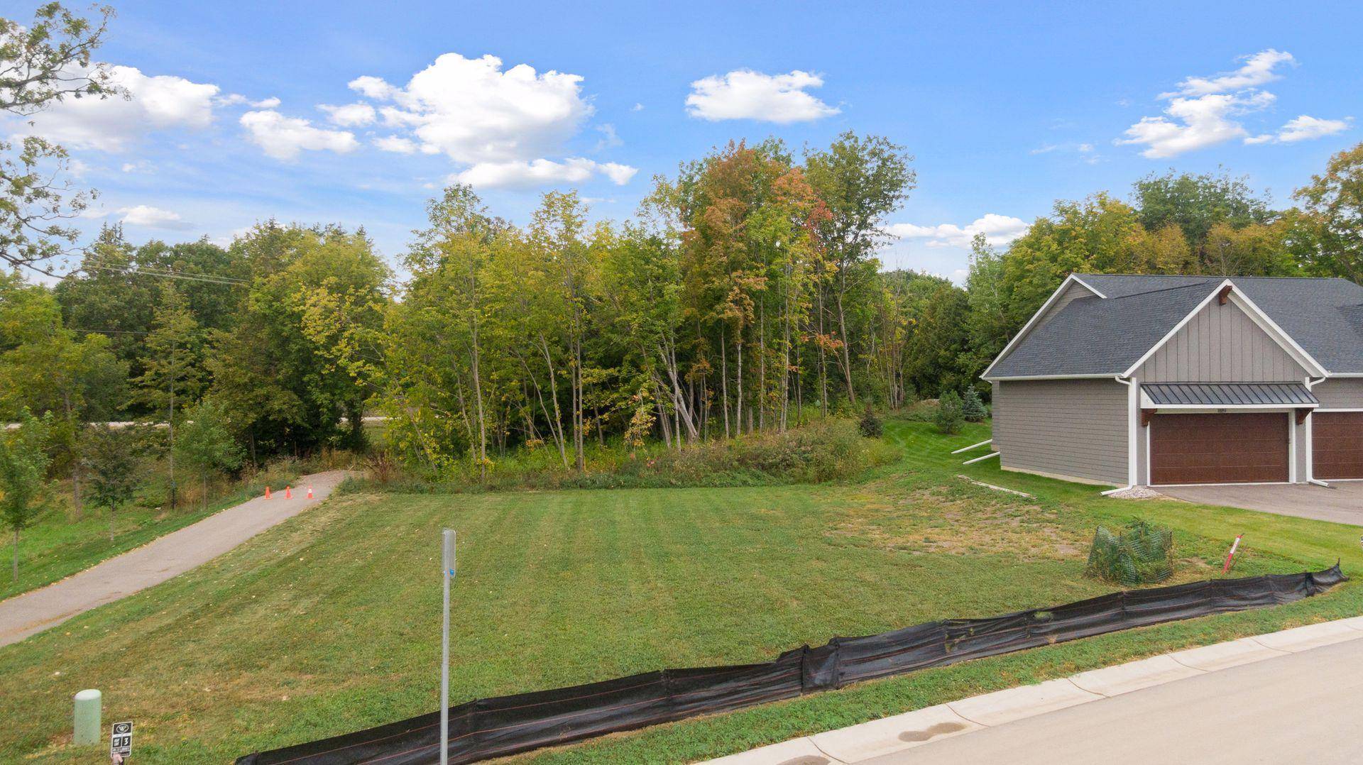 Waconia, MN 55387,1887 Campfire DR W