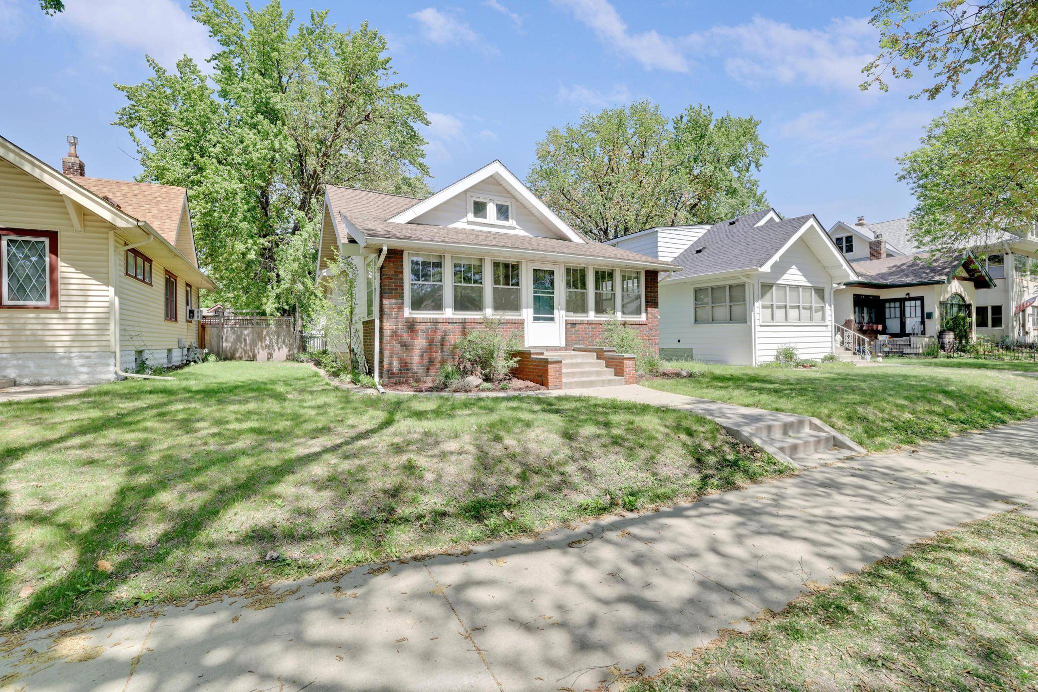 Saint Paul, MN 55104,1175 Lafond AVE