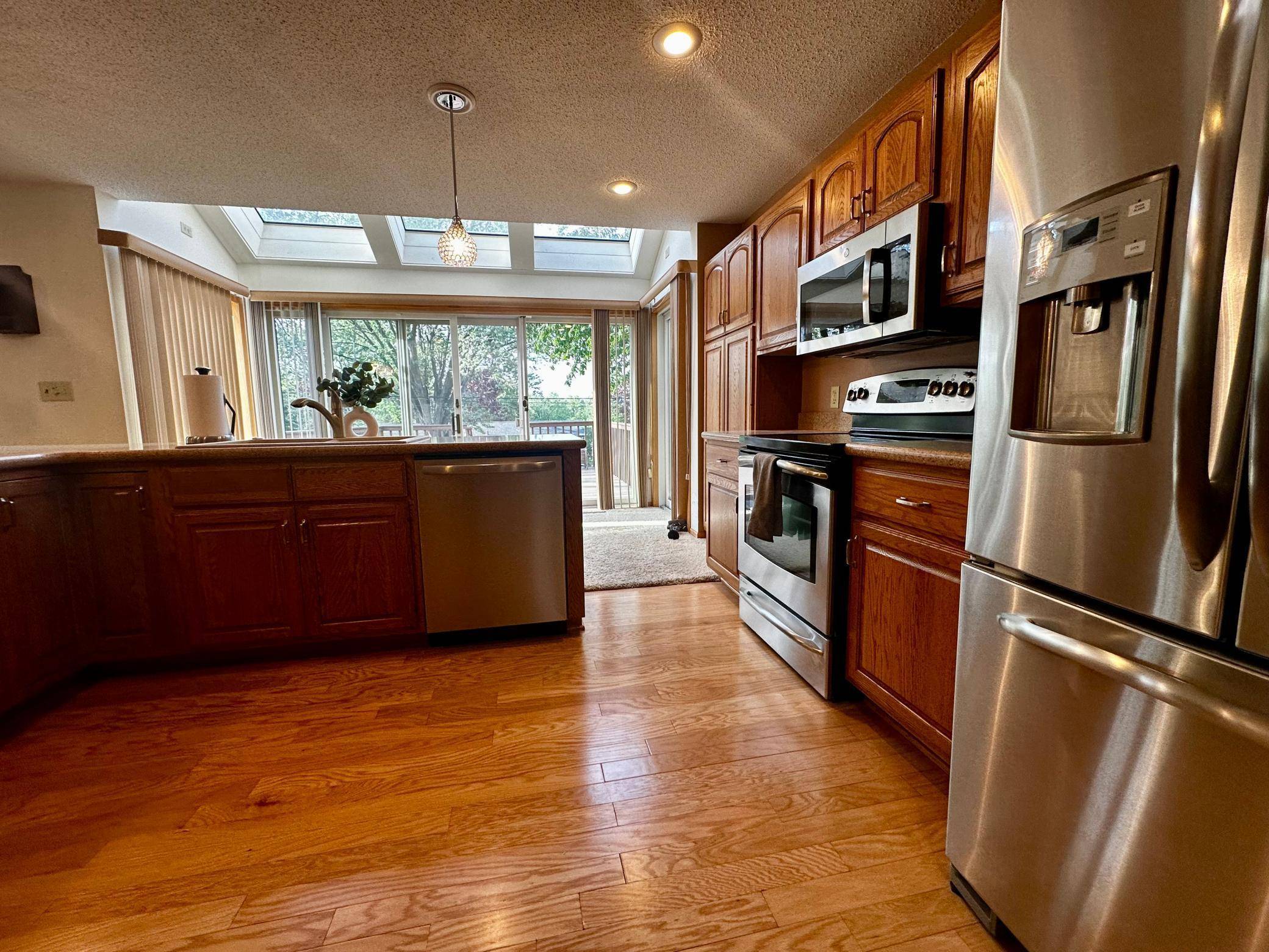 Rochester, MN 55902,823 23rd ST SW