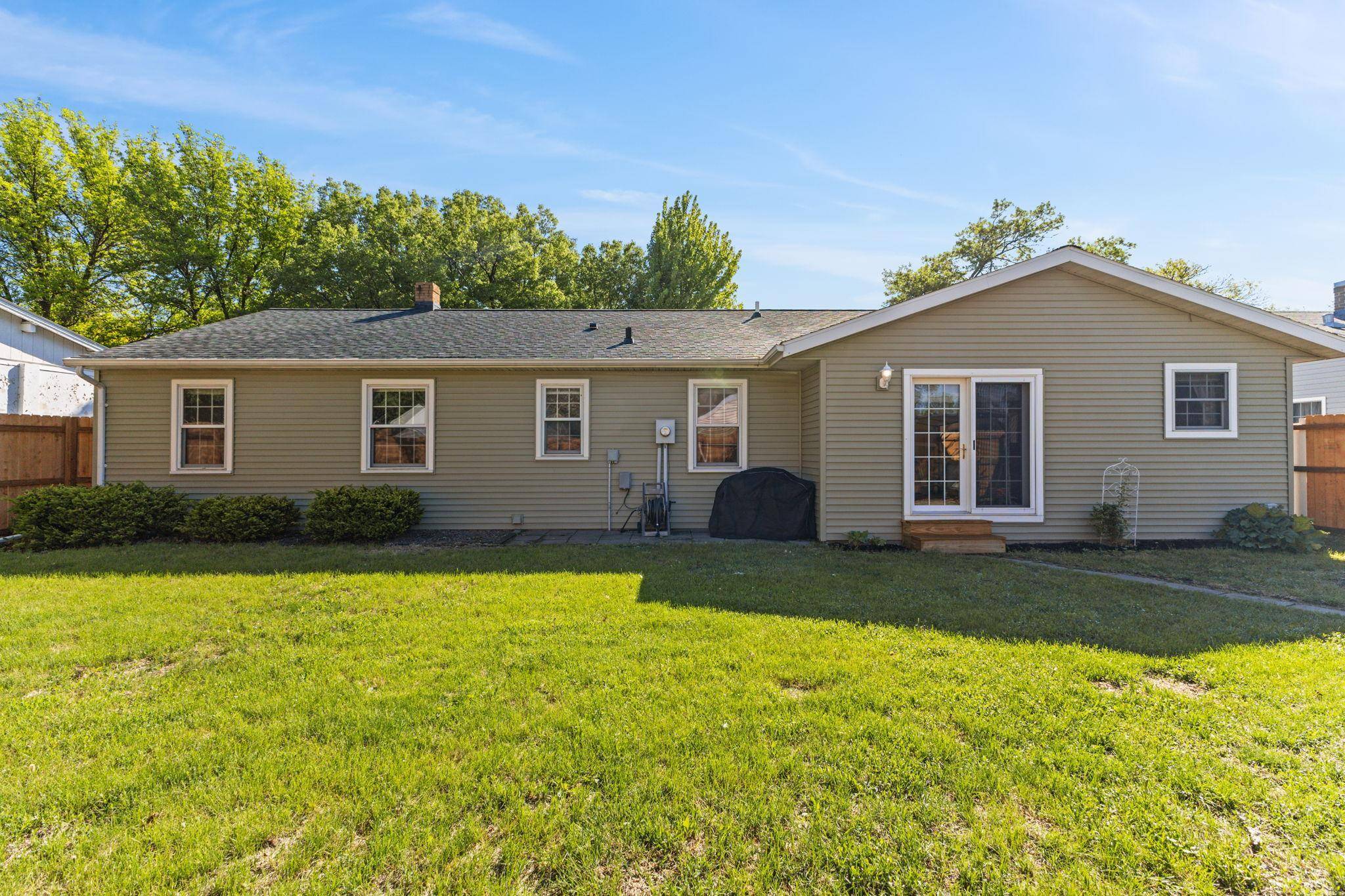 Redwood Falls, MN 56283,226 Sunrise BLVD