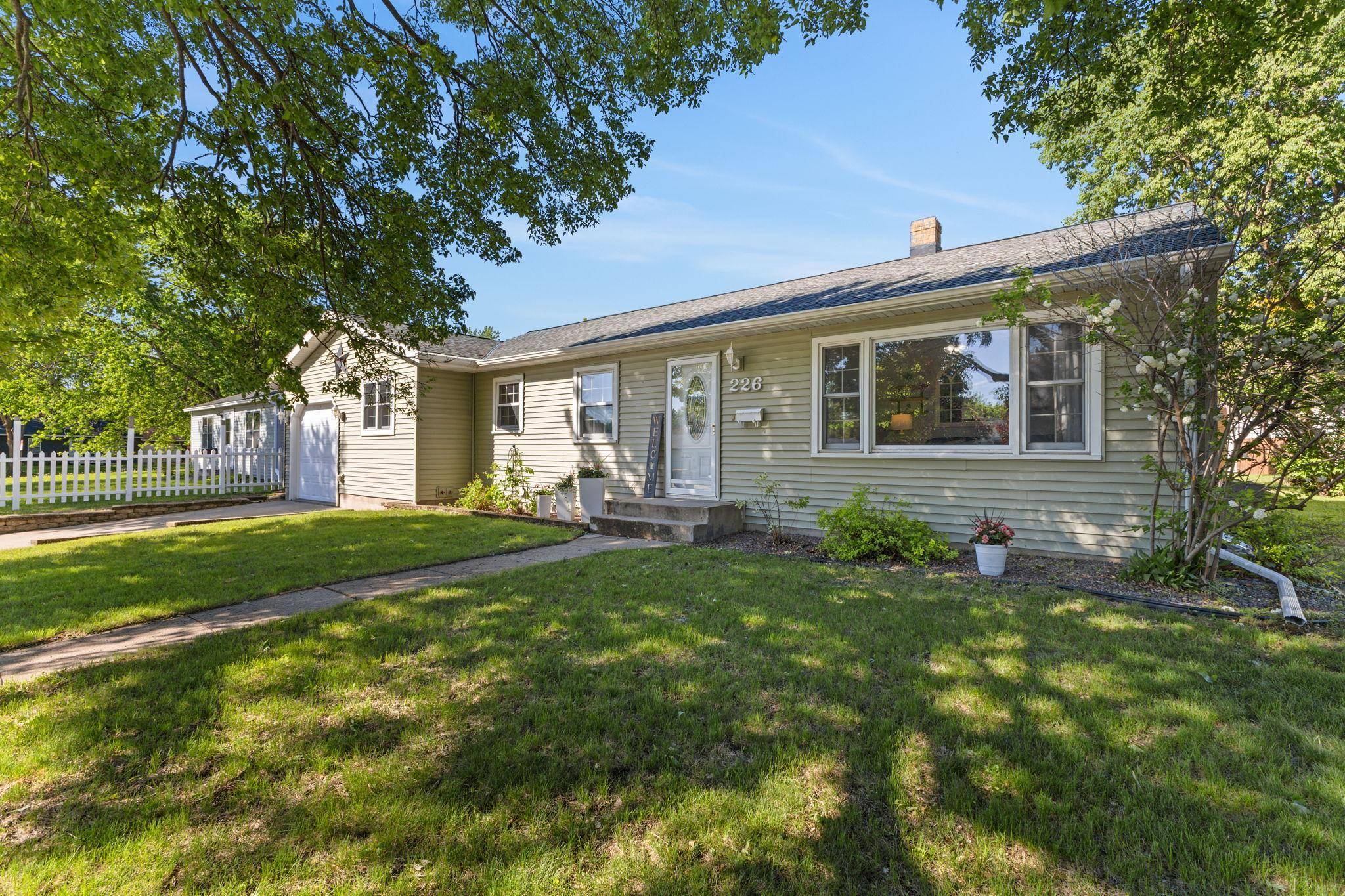 Redwood Falls, MN 56283,226 Sunrise BLVD