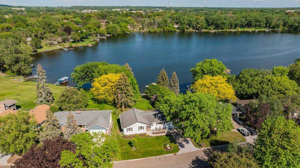 New Brighton, MN 55112,1231 Pike Lake DR