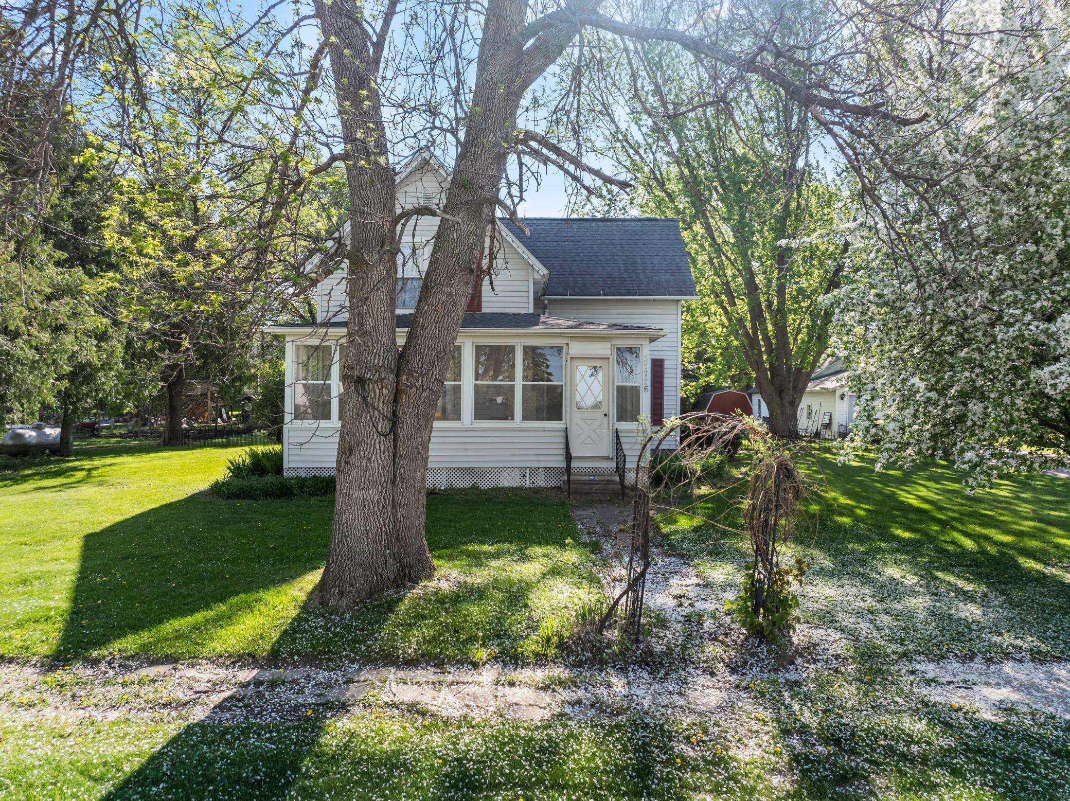 Dennison, MN 55018,37726 2nd AVE