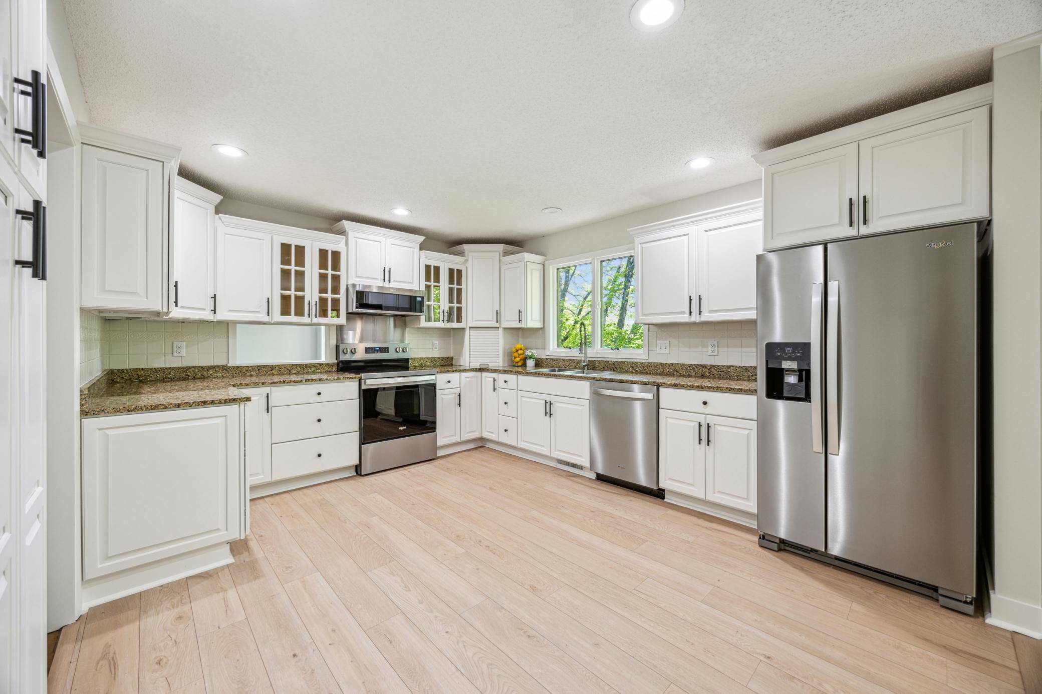 Arden Hills, MN 55112,1588 Chatham AVE