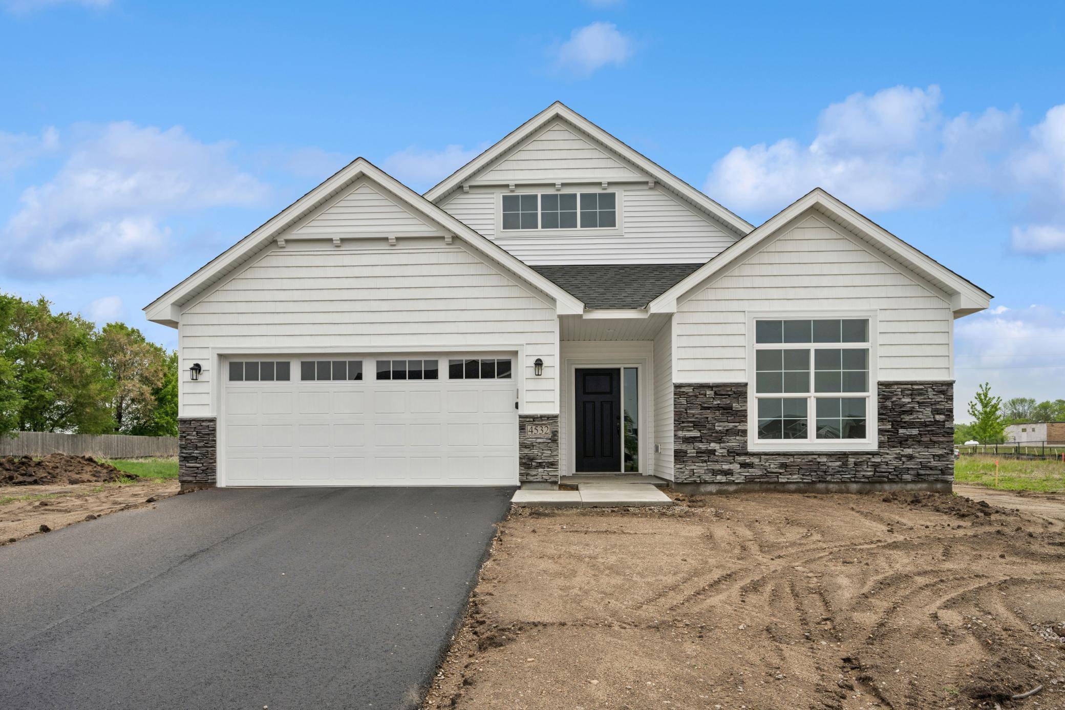 Isanti, MN 55040,1419 Victory LN NE
