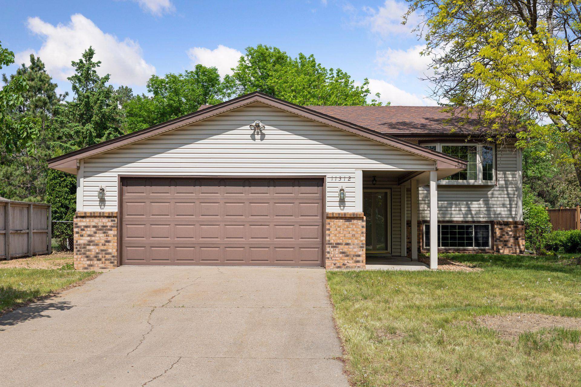 Champlin, MN 55316,11312 Florida AVE N