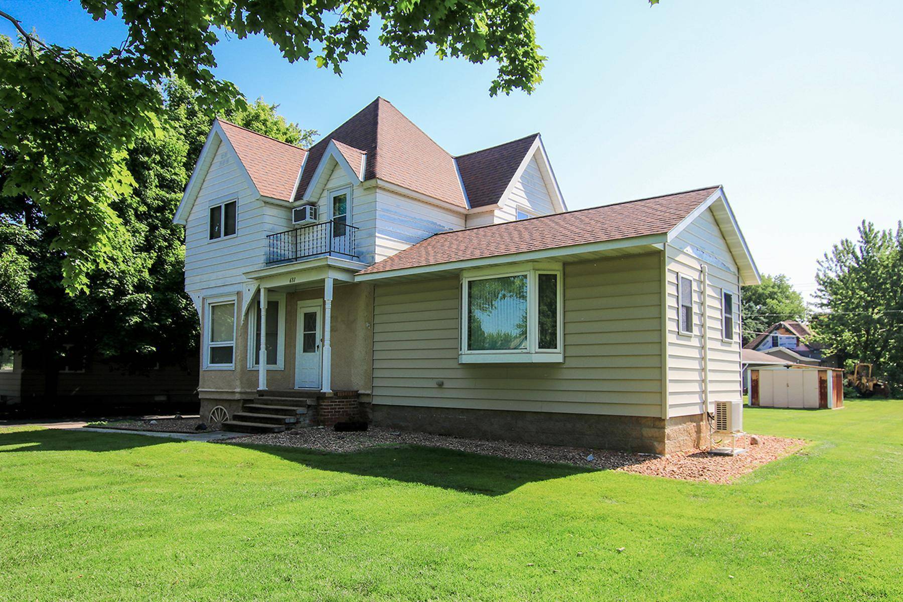 Stewart, MN 55385,631 Mowbray ST