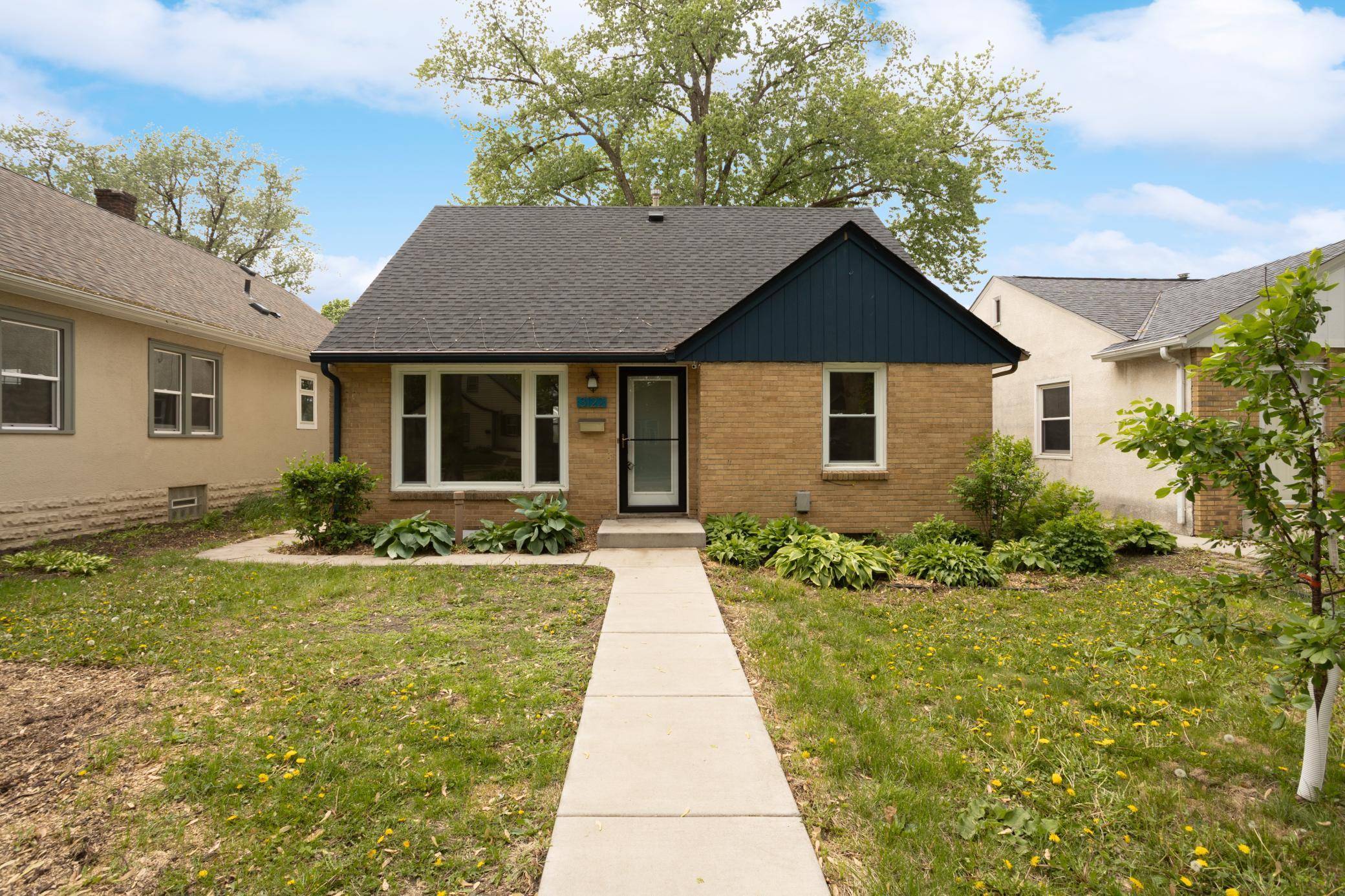 Minneapolis, MN 55418,3122 Arthur ST NE