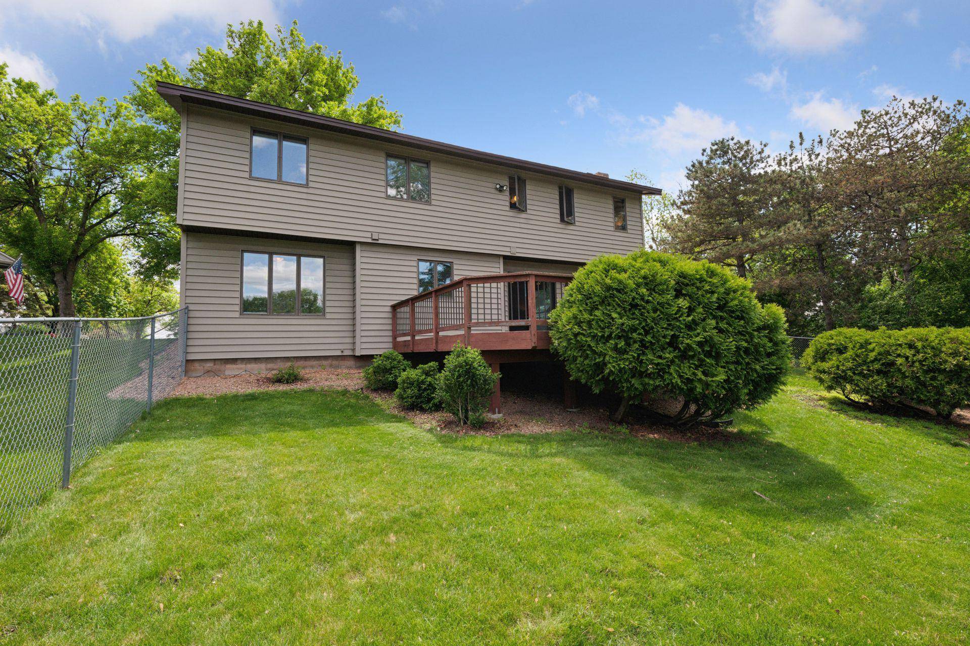 Saint Louis Park, MN 55426,3291 Hillsboro AVE S