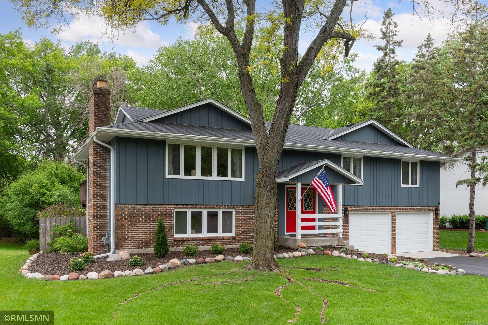 Long Lake, MN 55356,189 Glenmoor LN