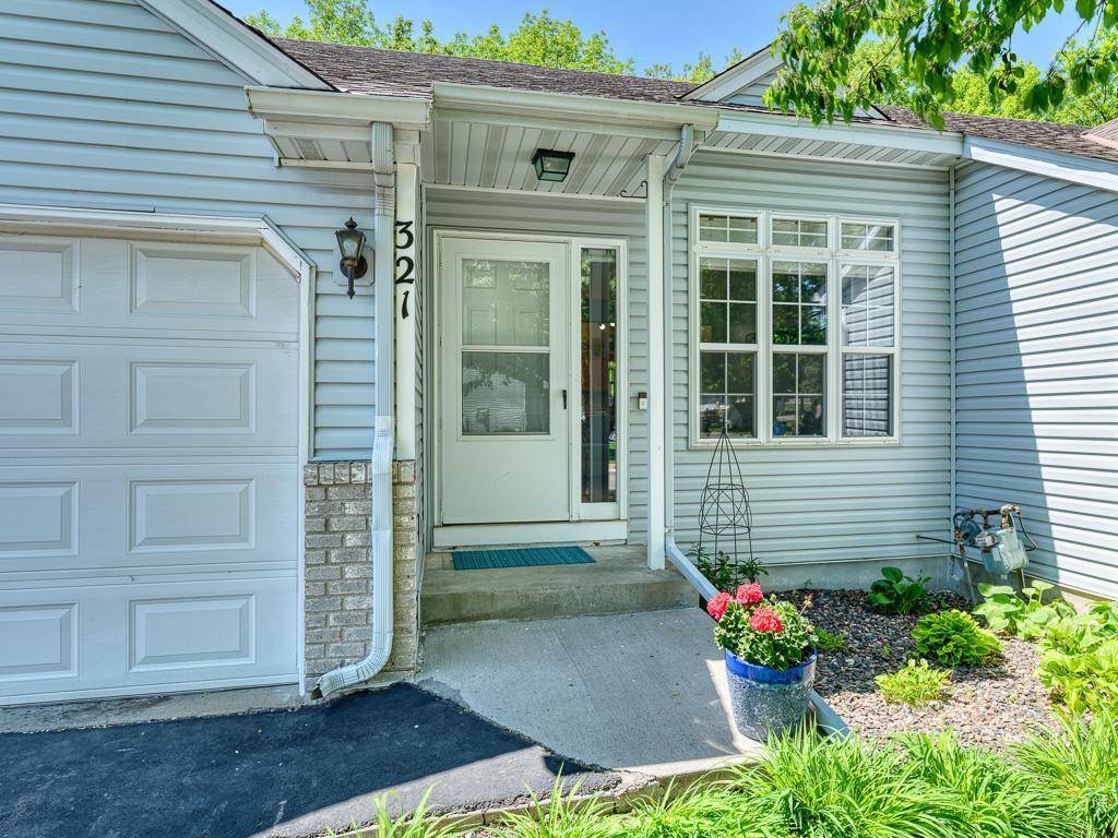 Buffalo, MN 55313,321 Creekside DR
