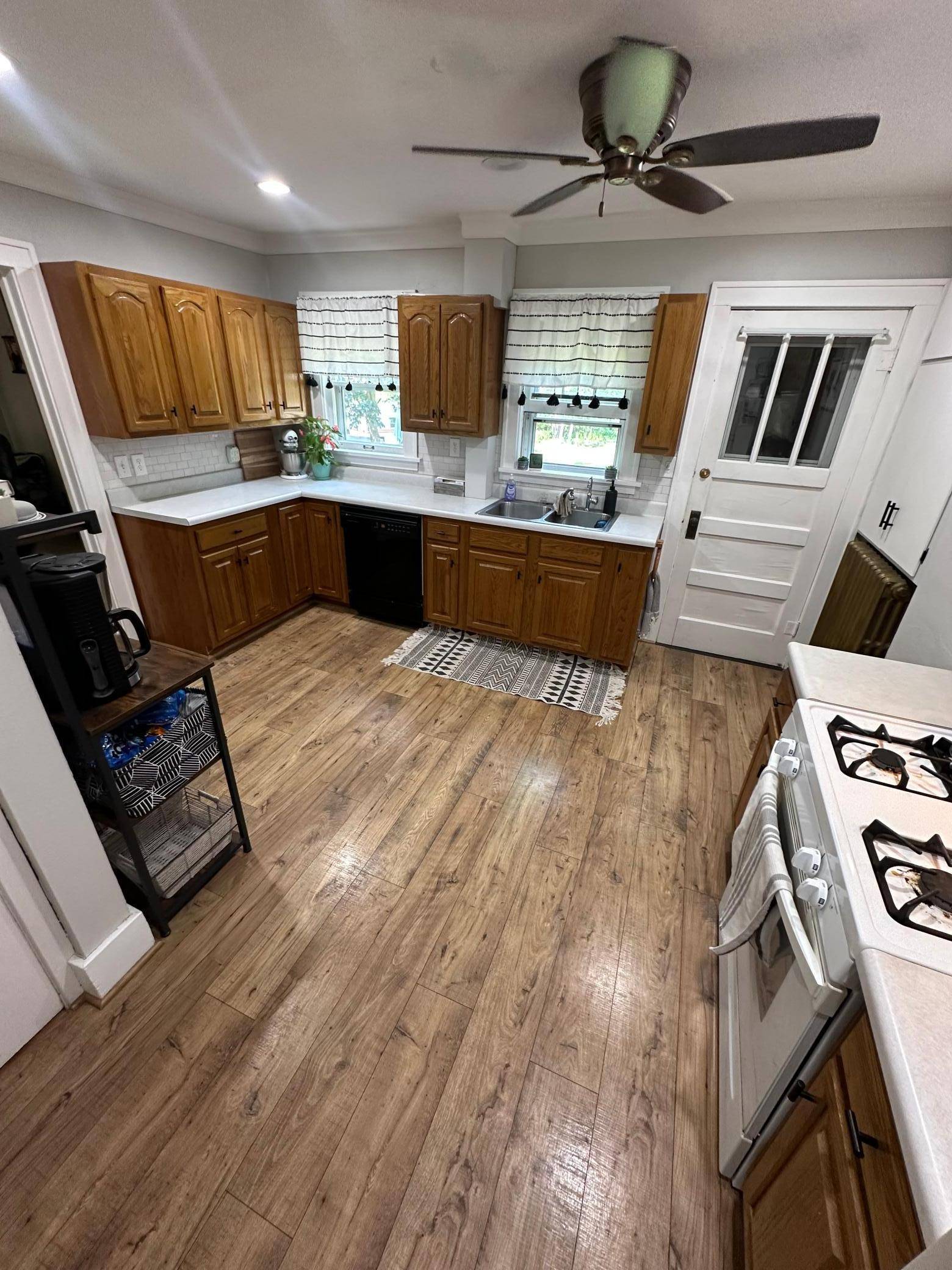 Sherburn, MN 56171,112 S Main ST