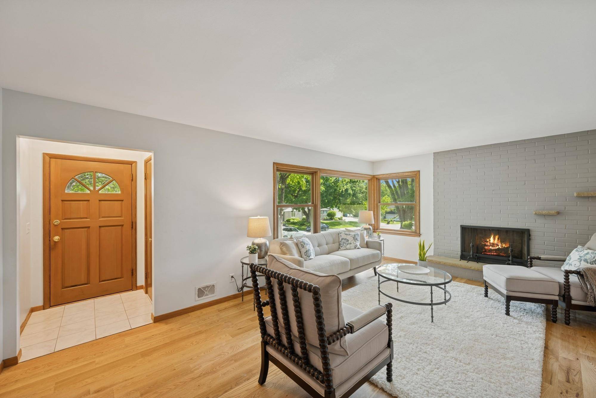 Edina, MN 55436,5209 W 61st ST