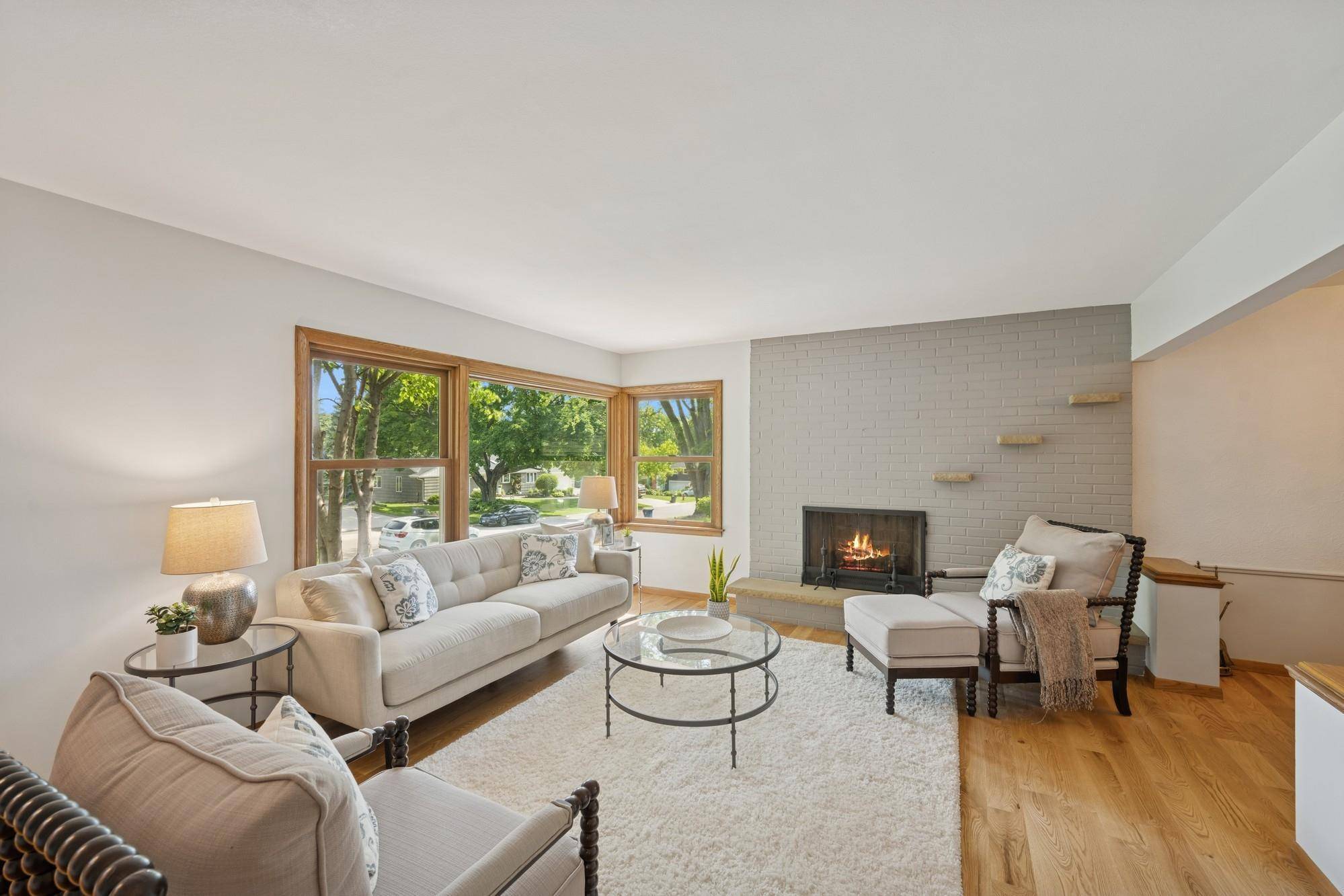 Edina, MN 55436,5209 W 61st ST