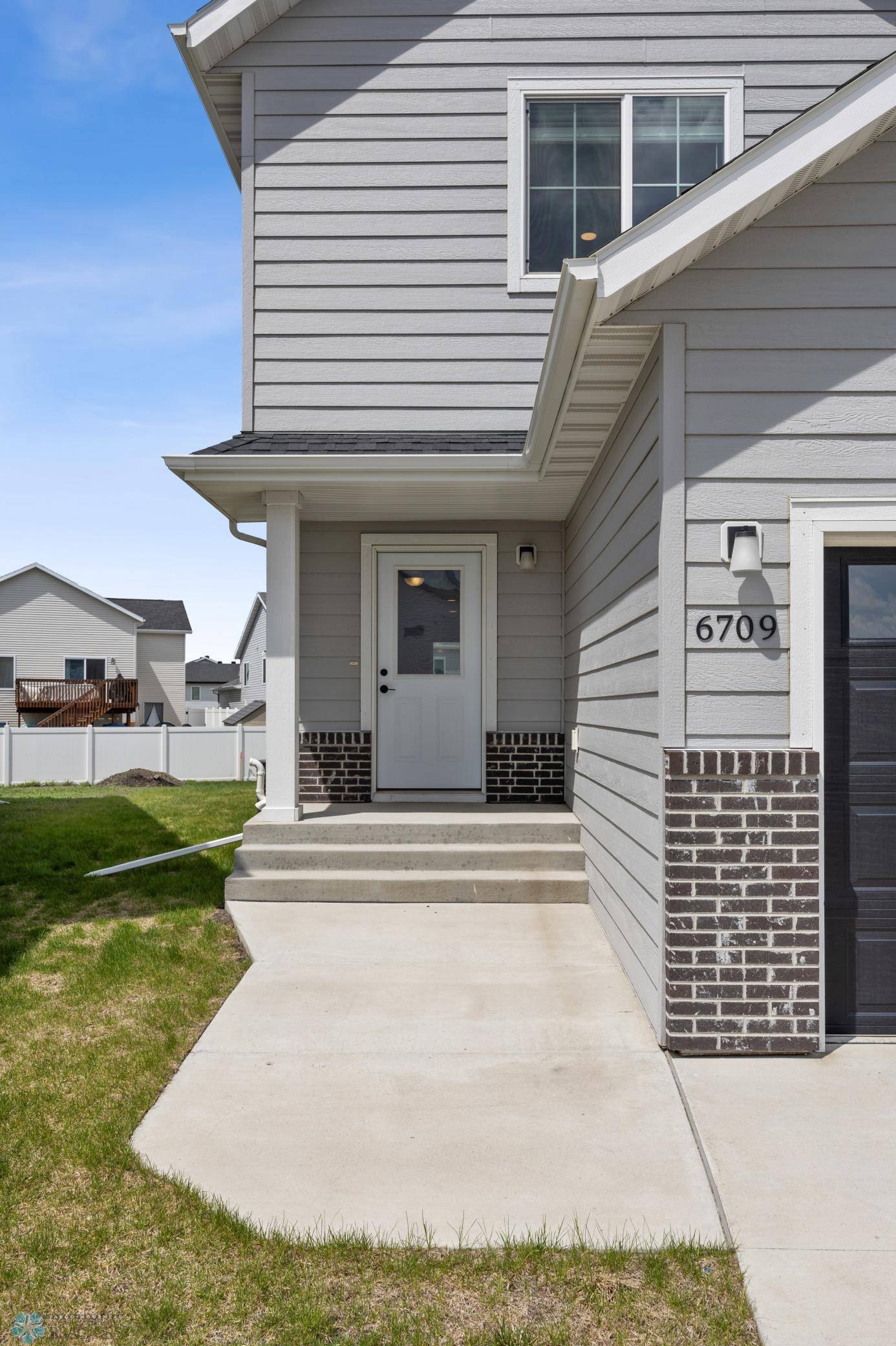 Fargo, ND 58104,6709 16th ST S