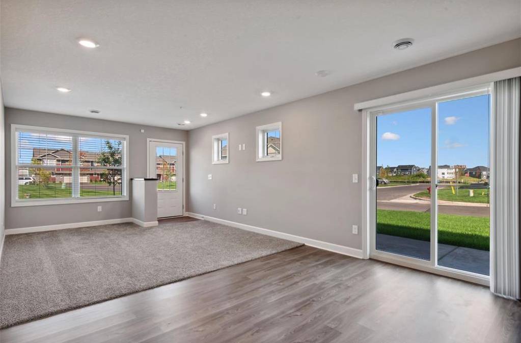 Blaine, MN 55449,11032 Zest ST NE #E