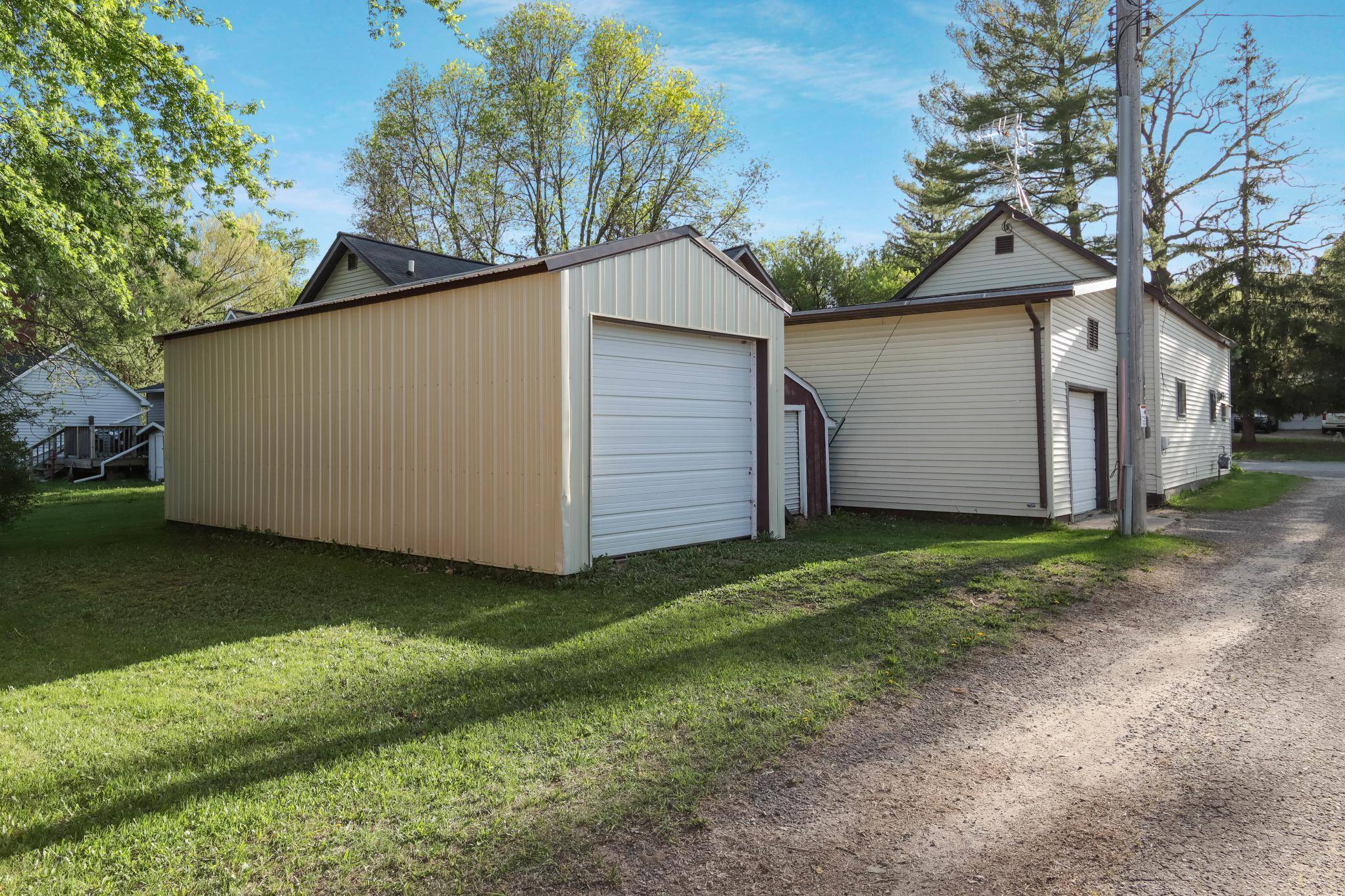 Downing, WI 54734,607 Wilson ST