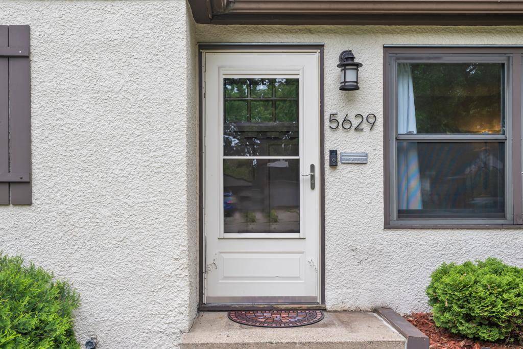 Minneapolis, MN 55417,5629 35th AVE S
