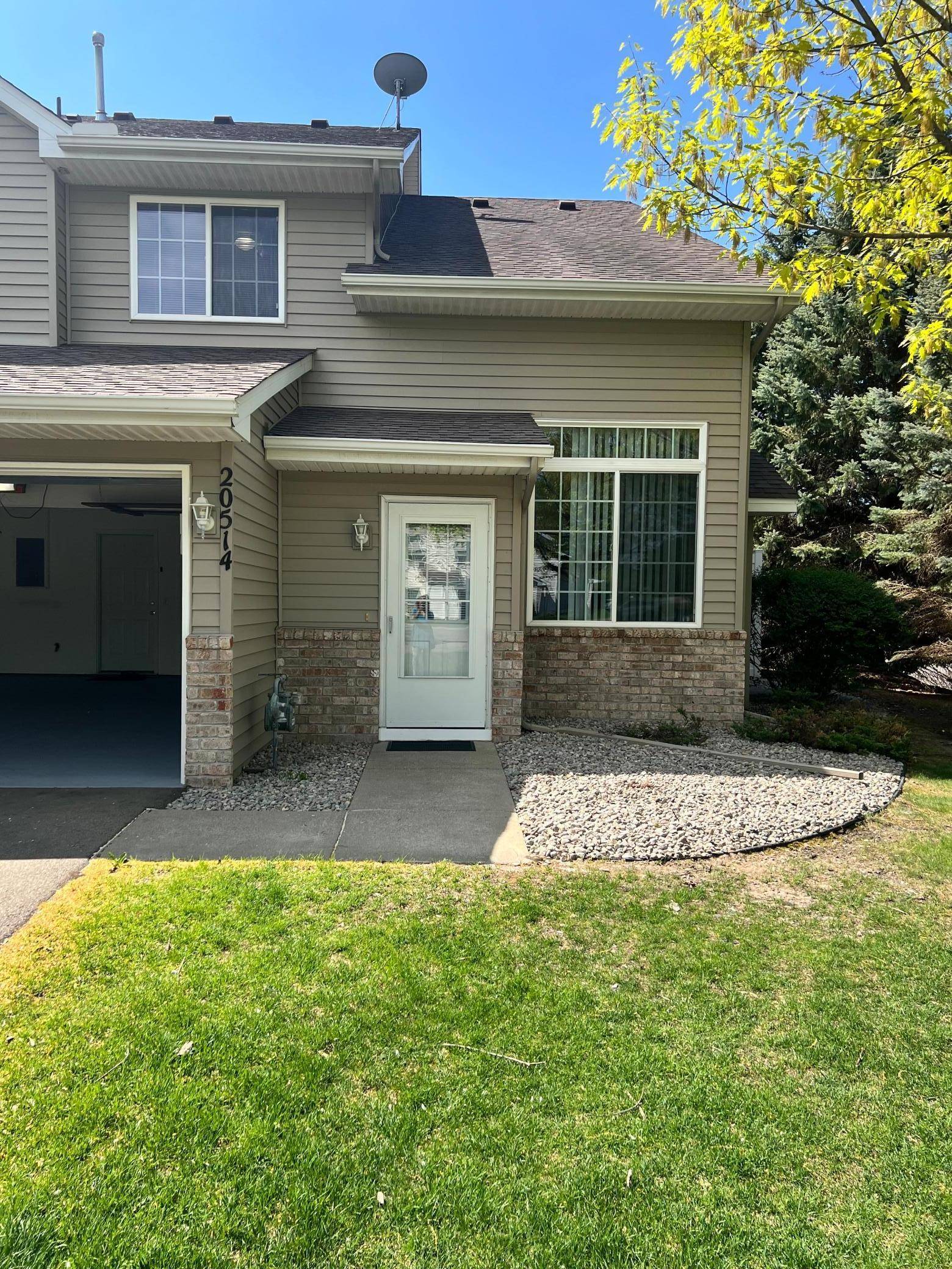 Farmington, MN 55024,20514 Erin CT #15