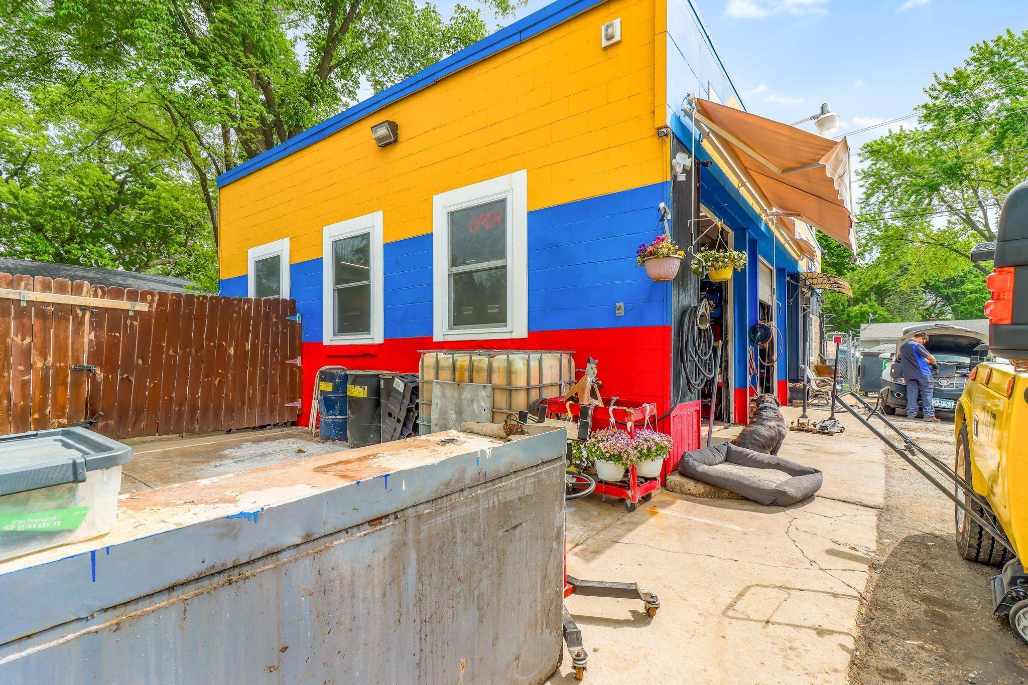 Saint Paul, MN 55106,1335 Prosperity AVE