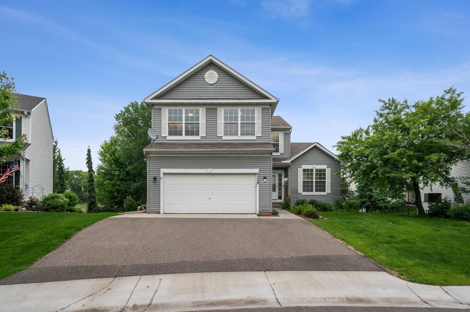 Maple Grove, MN 55311,9228 Queensland LN N
