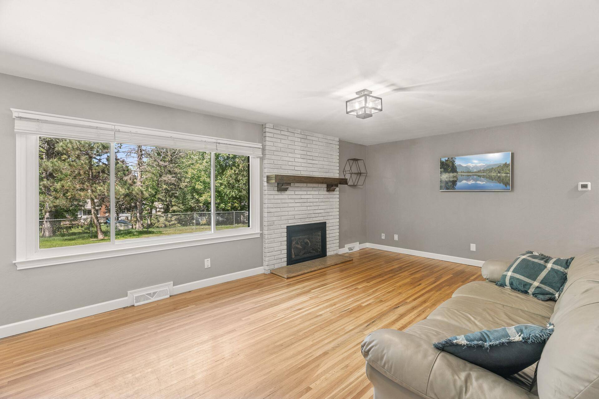 Mendota Heights, MN 55120,755 Keokuk LN