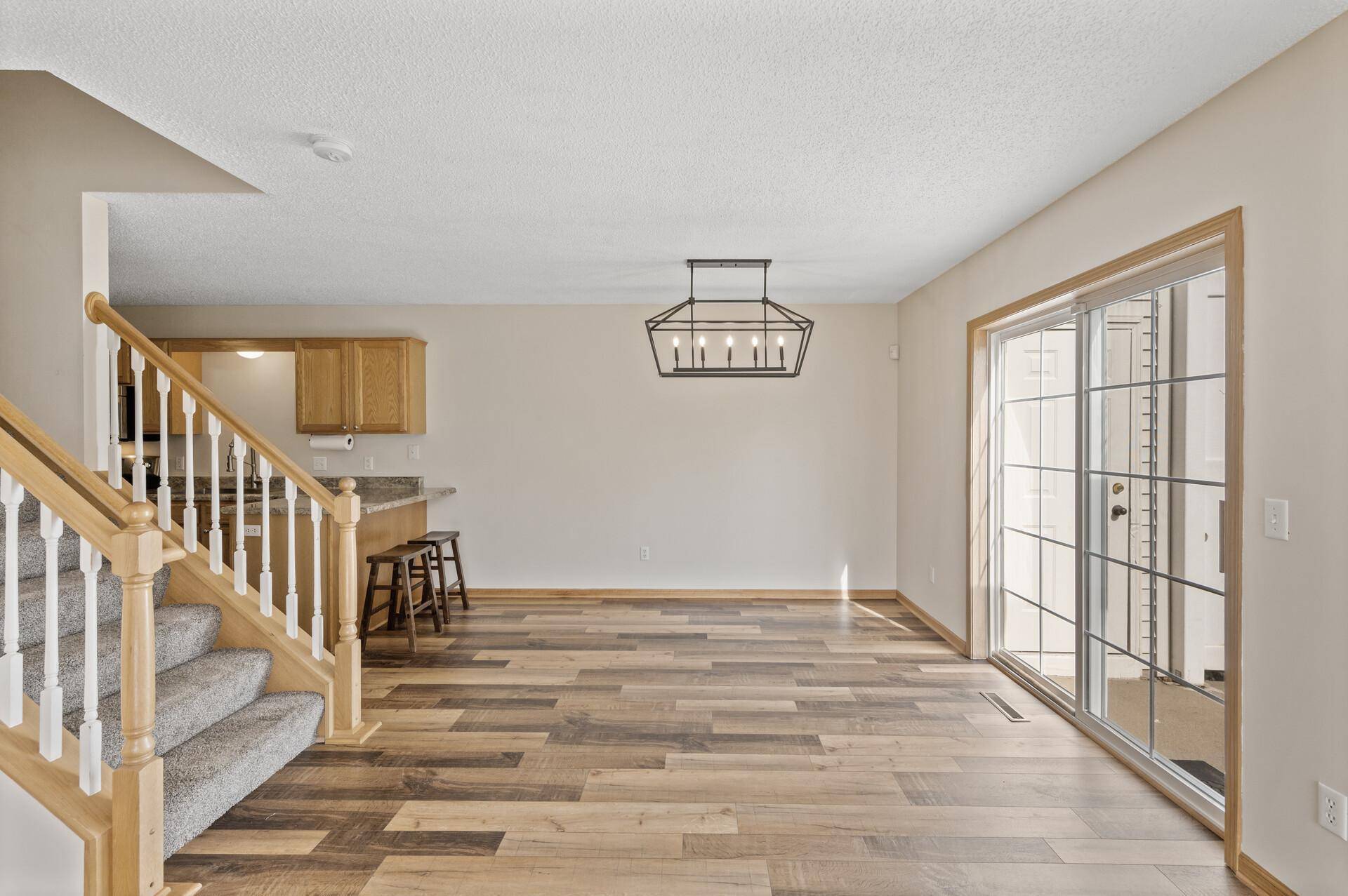 Woodbury, MN 55125,8718 Quarry Ridge LN #D