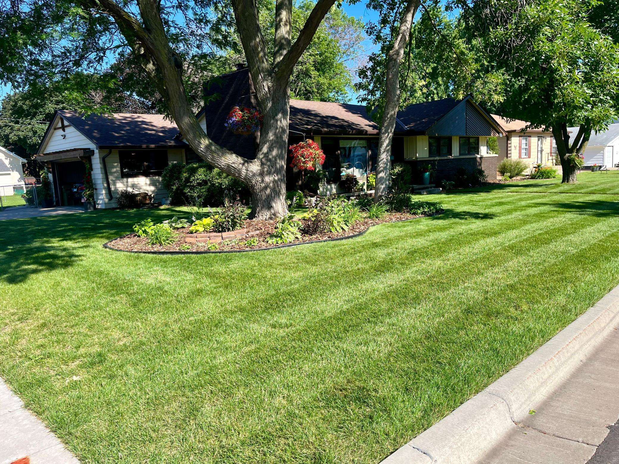 Osseo, MN 55369,401 2nd AVE NE