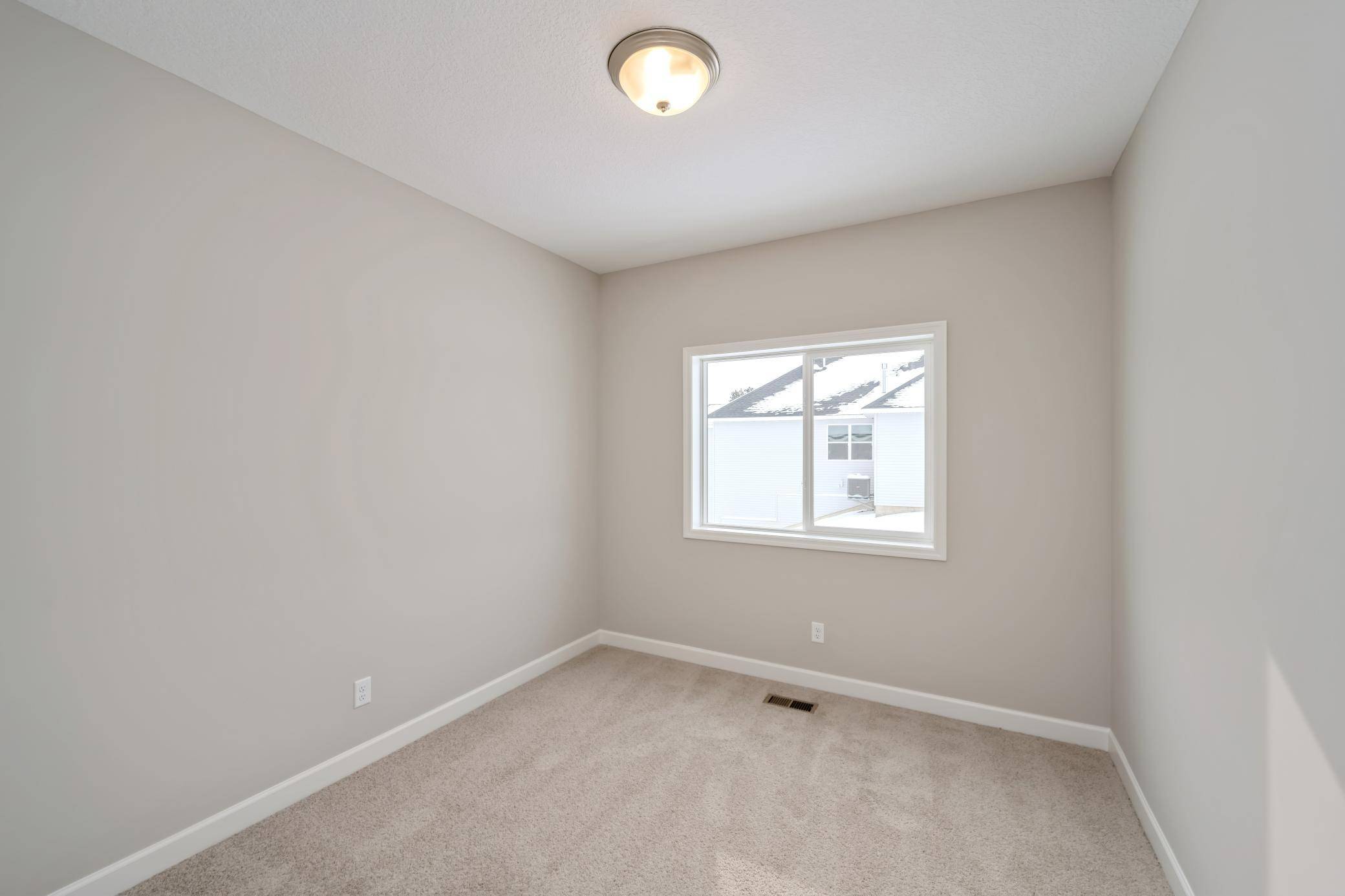 Isanti, MN 55040,1423 Woods RD NE