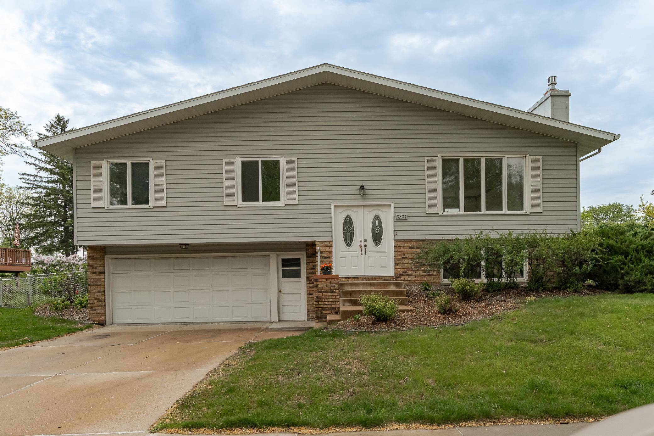 Rochester, MN 55901,2324 4th AVE NW