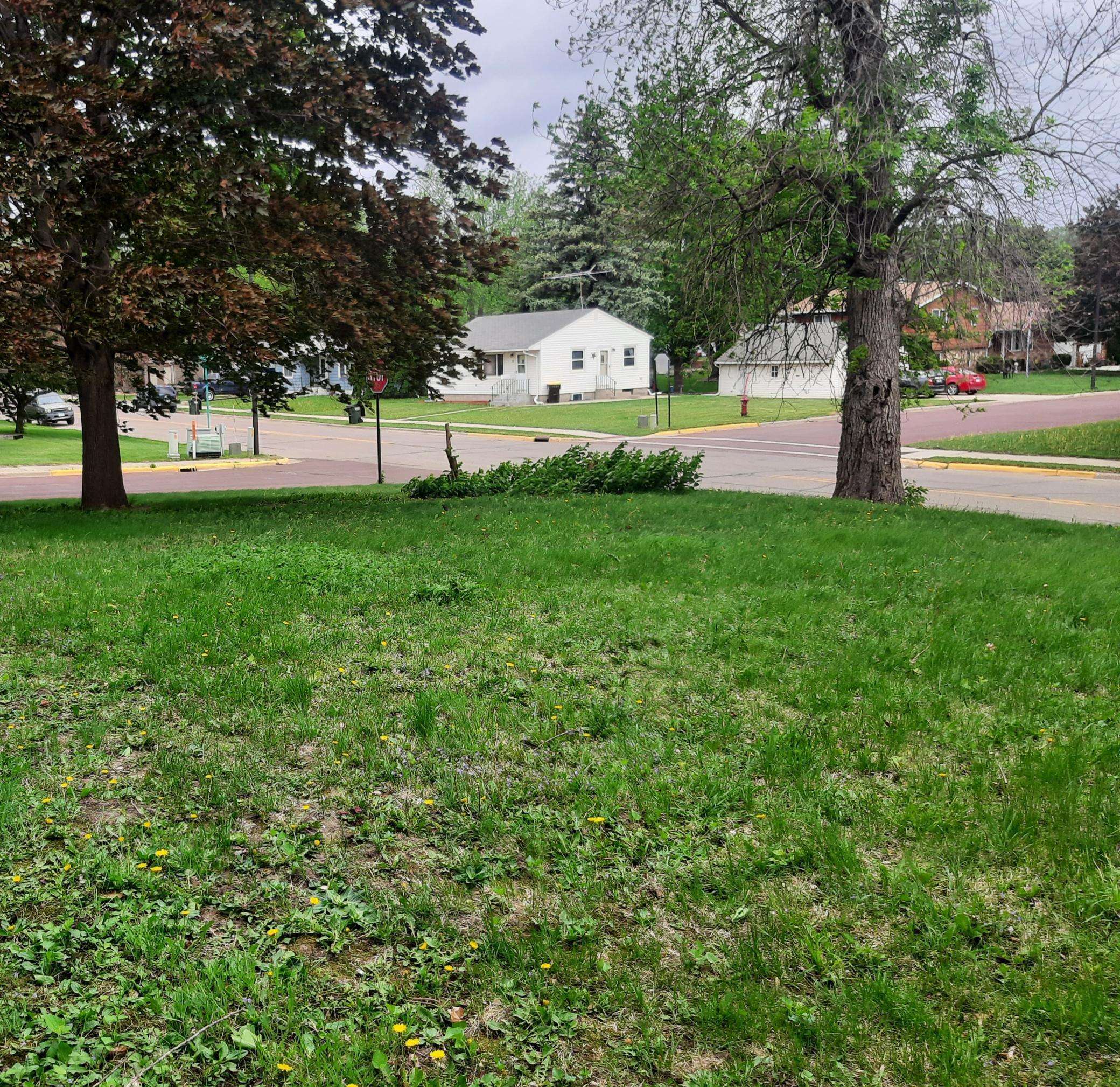 Saint James, MN 56081,800 10th AVE N