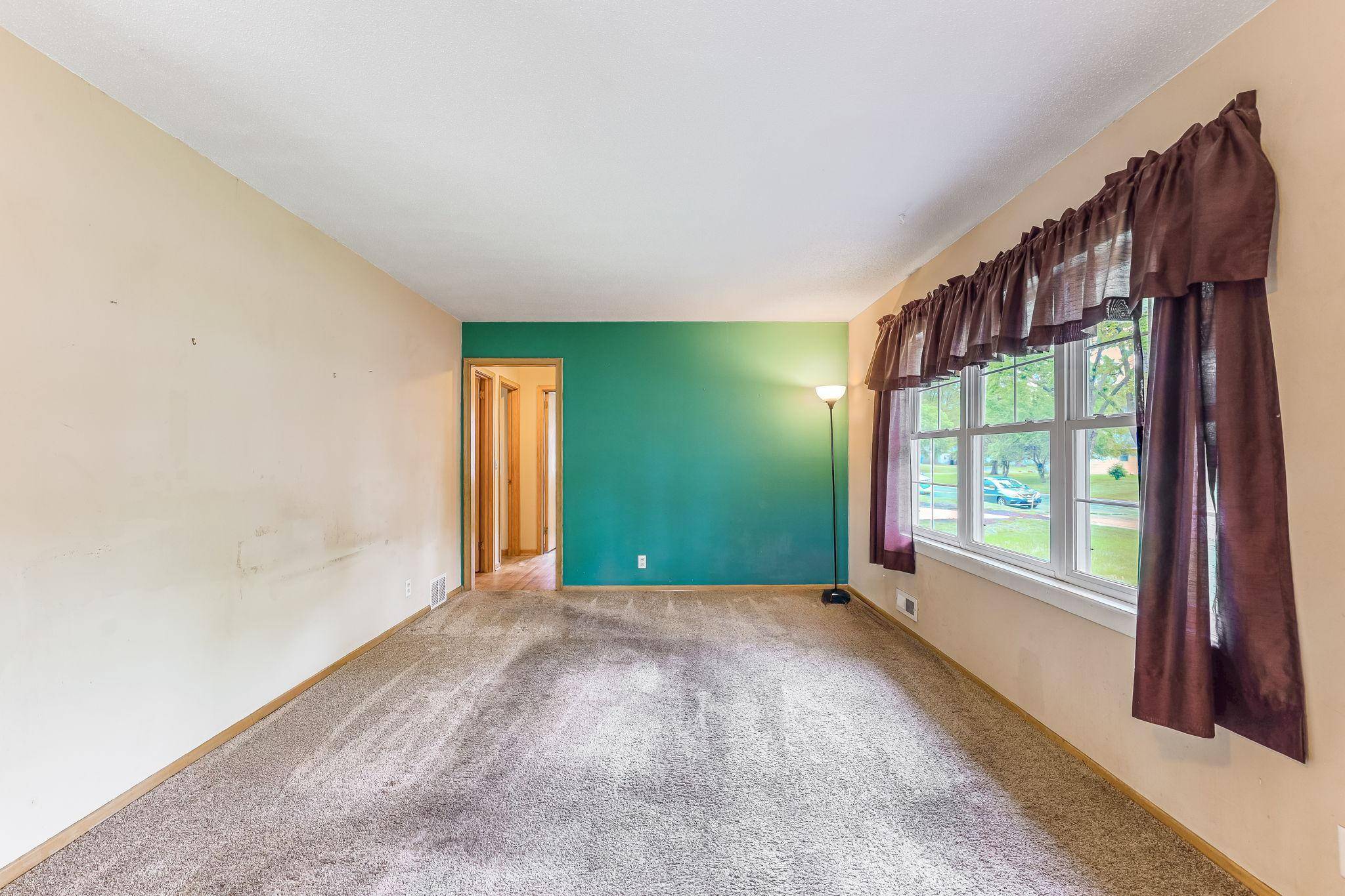 Coon Rapids, MN 55433,11424 Xavis ST NW