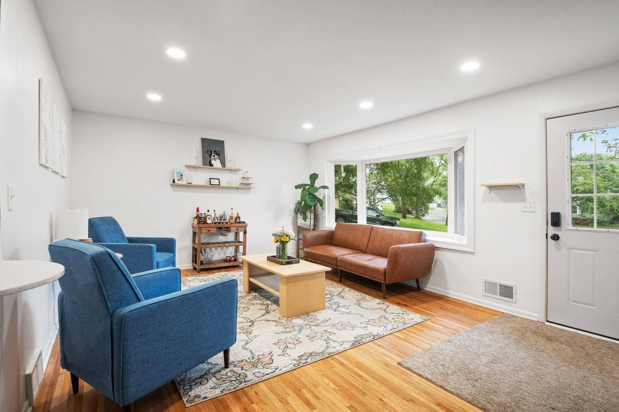 White Bear Lake, MN 55110,2323 Emerald DR