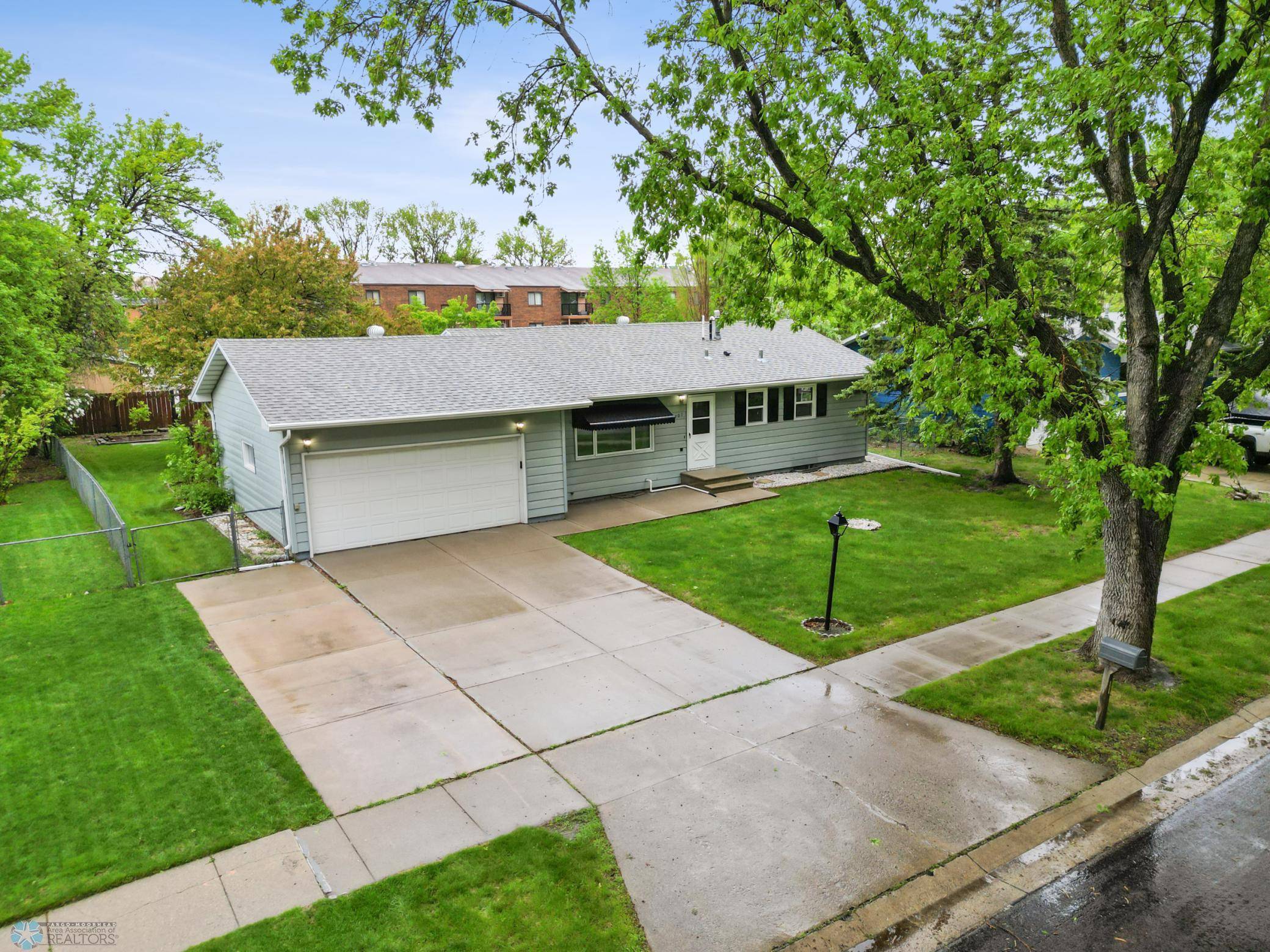 Fargo, ND 58103,2207 16th ST S
