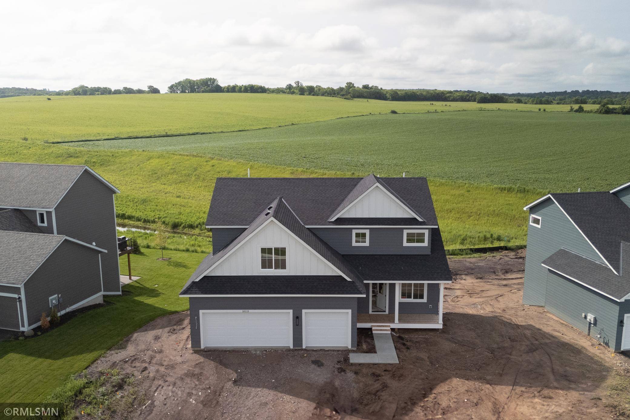 Woodbury, MN 55129,10115 Blackmoor RD
