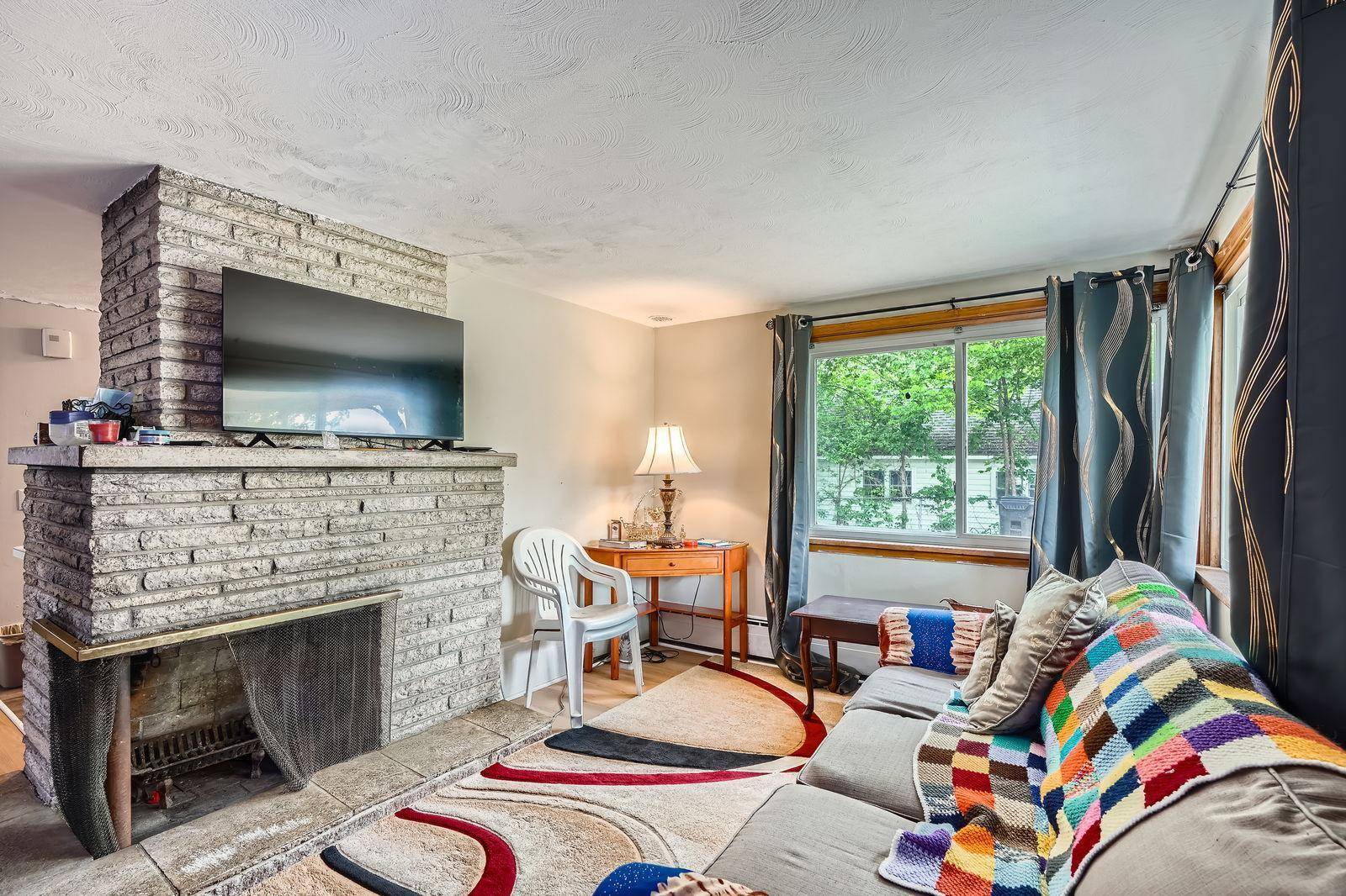 Anoka, MN 55303,542 Adams ST