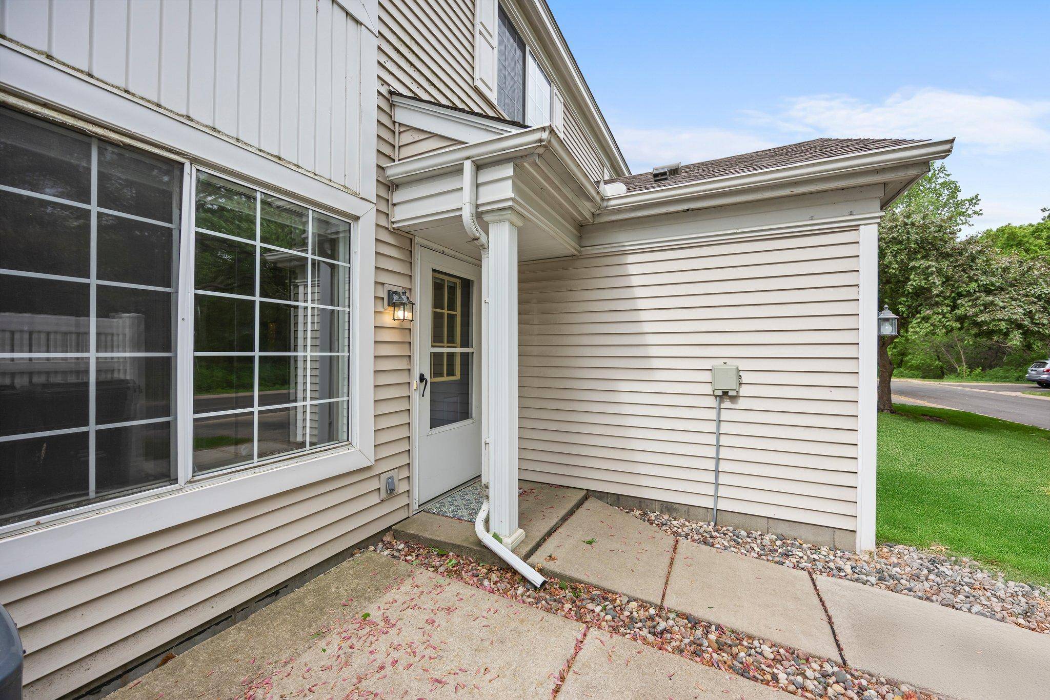 Eagan, MN 55122,1862 Buckley Bay #125