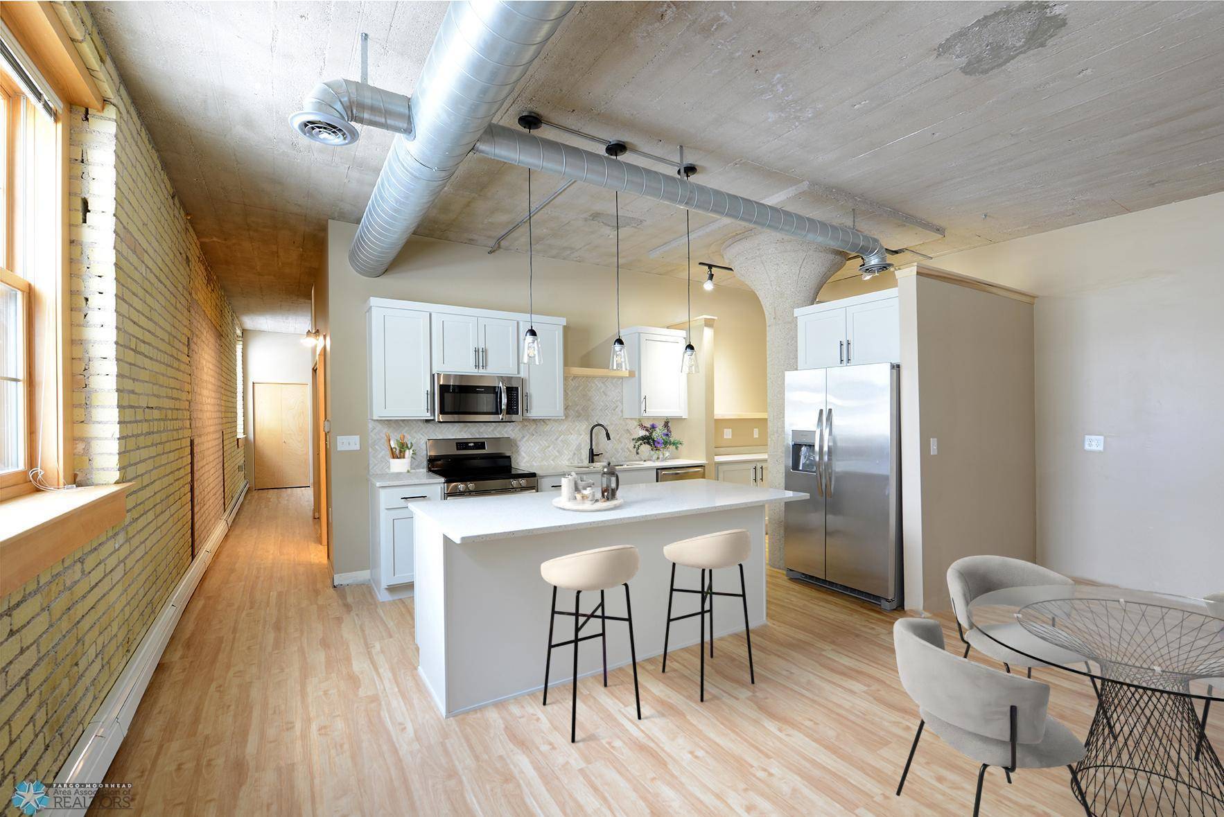 Fargo, ND 58102,210 11th ST N #202