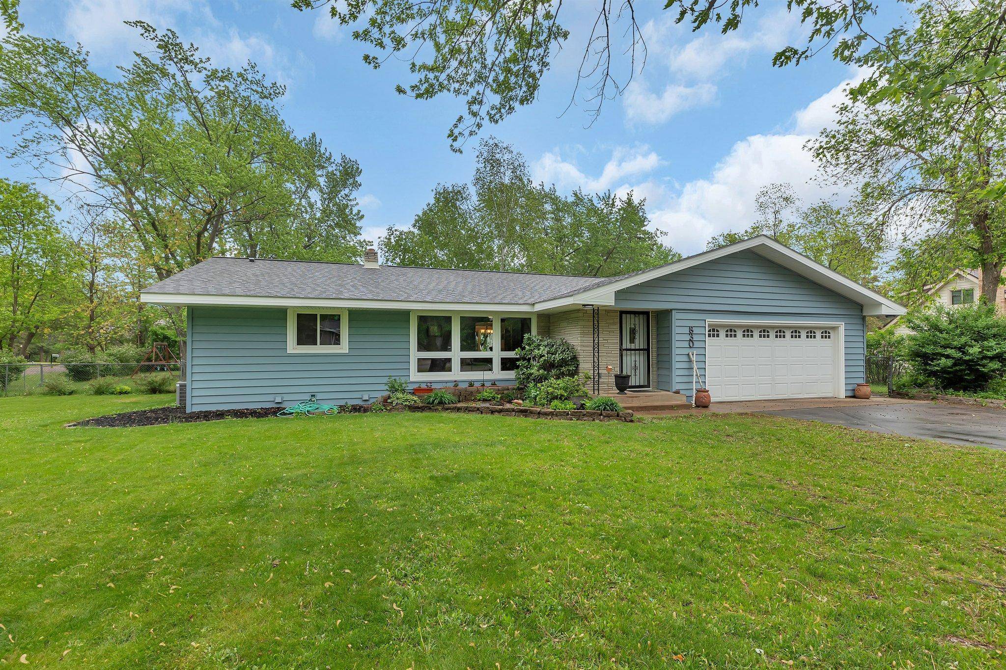 Saint Cloud, MN 56301,830 Halliday RD