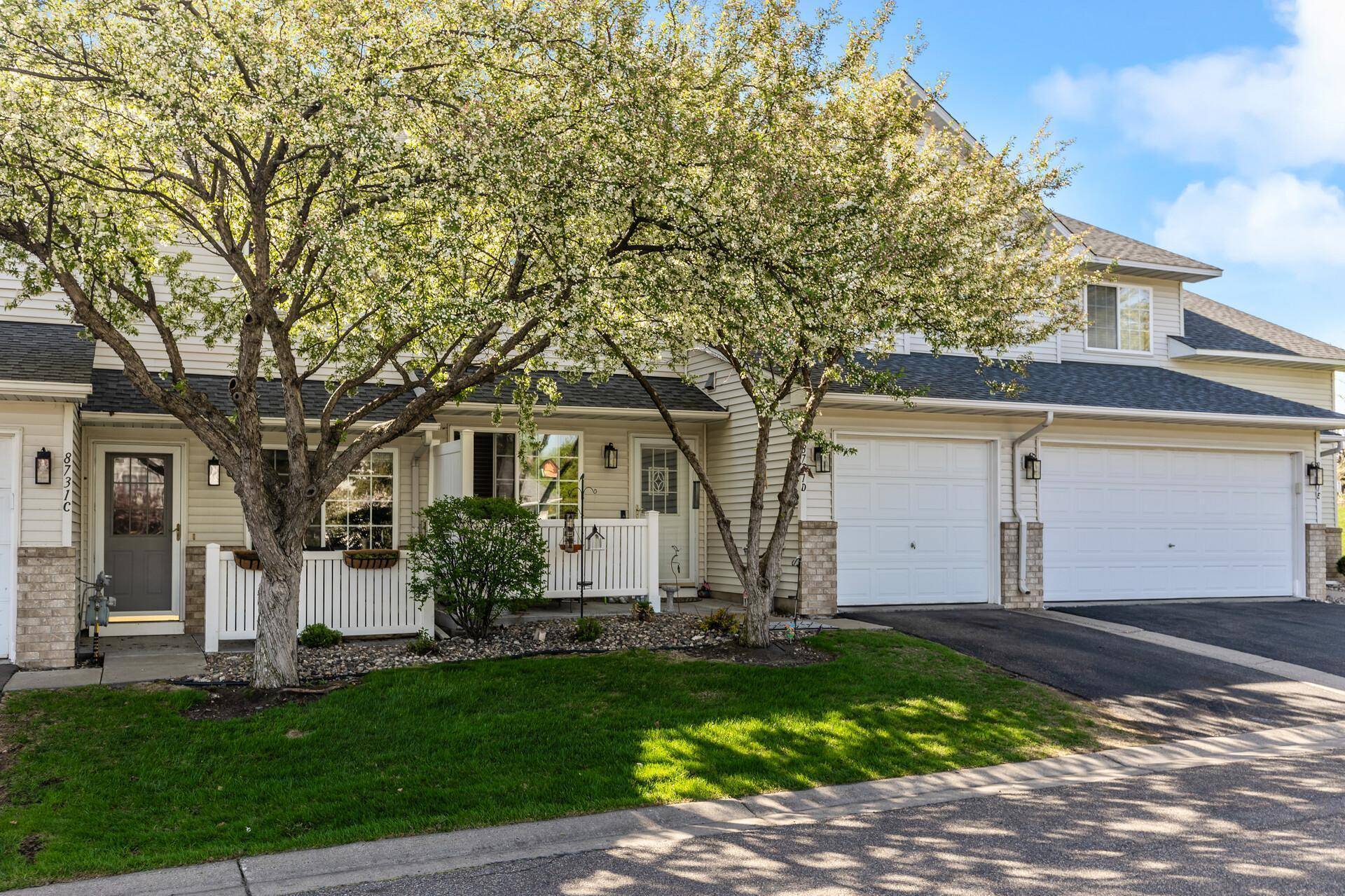 Woodbury, MN 55125,8731 Quarry Ridge LN #D