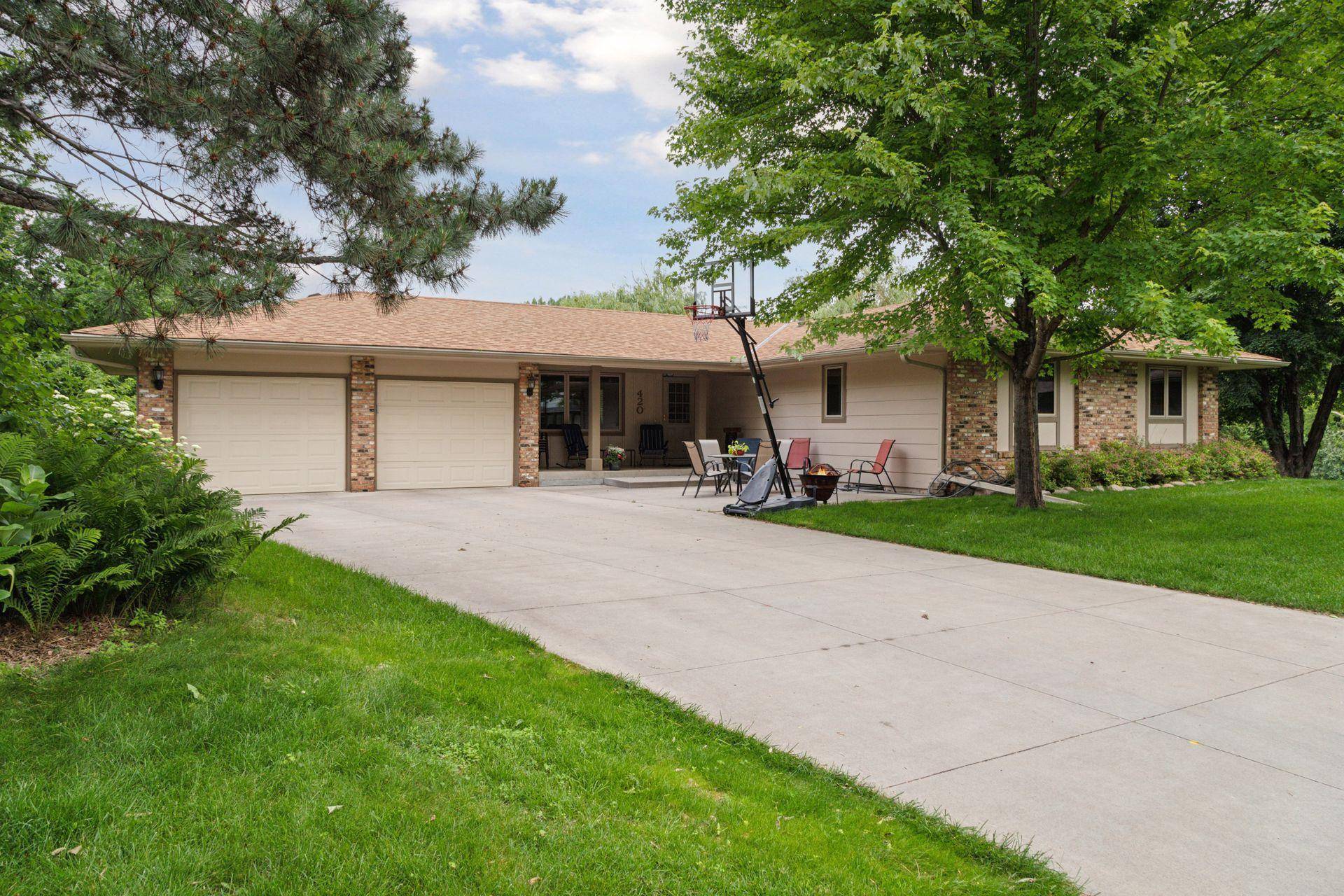 Chanhassen, MN 55317,420 Santa Fe CIR