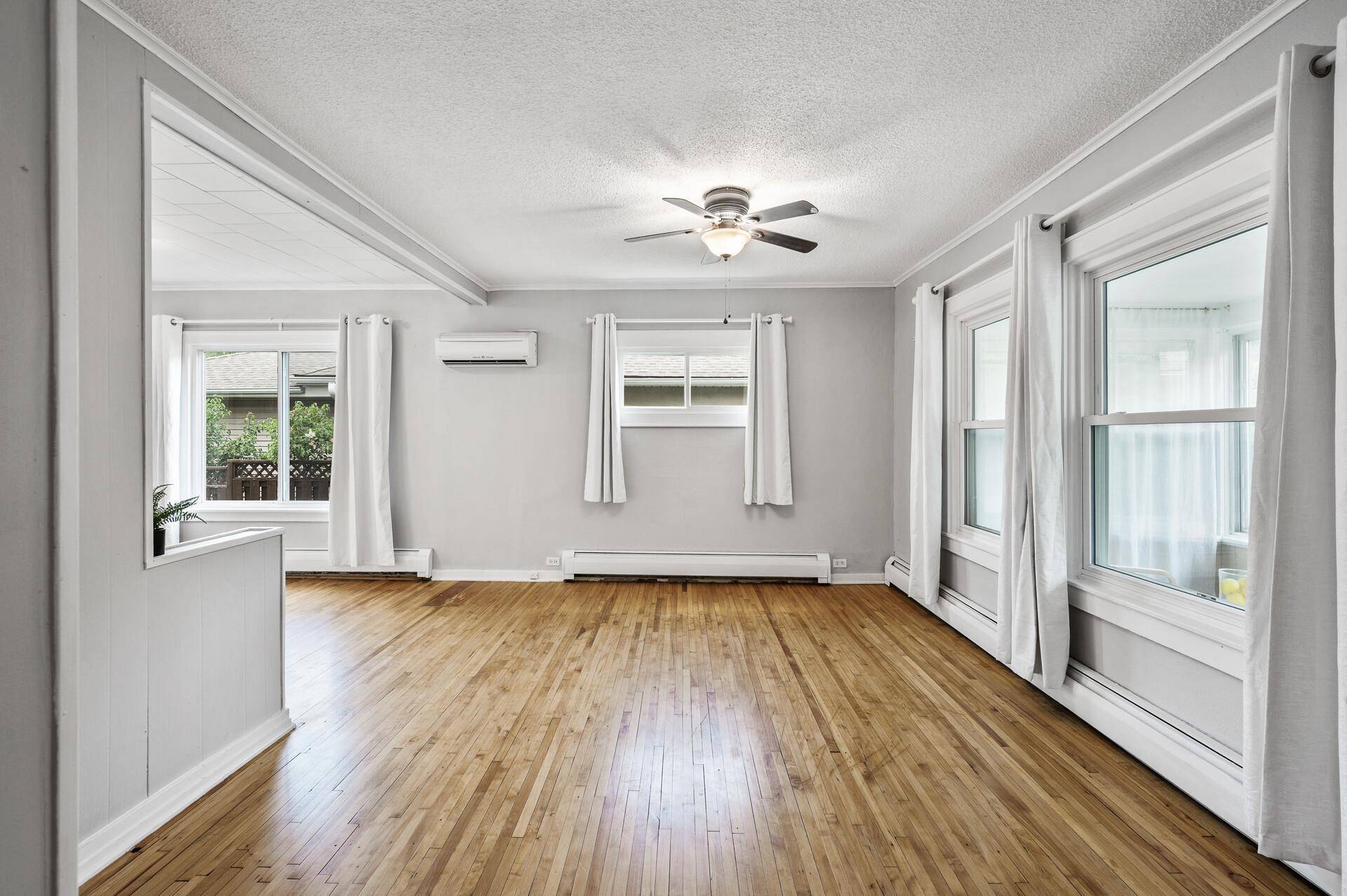 Saint Paul, MN 55119,1829 Ross AVE E