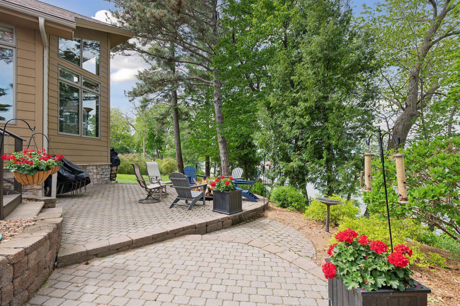 Forest Lake, MN 55025,21273 Floral Bay DR N