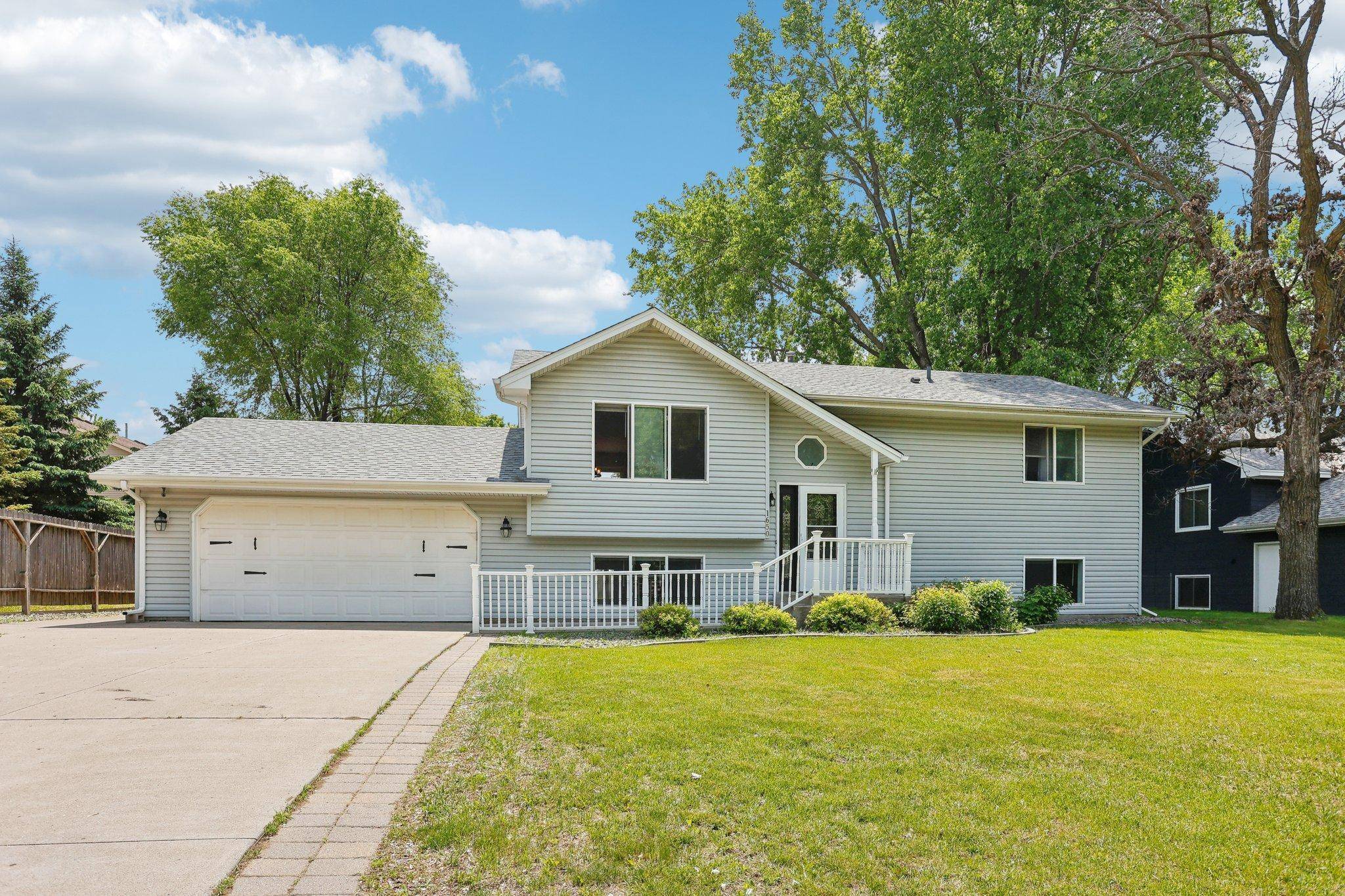 Coon Rapids, MN 55448,1650 132nd AVE NW
