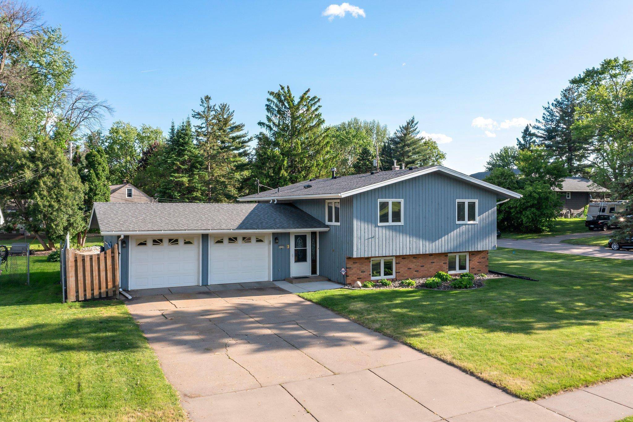 Saint Anthony, MN 55421,3200 Silver LN NE