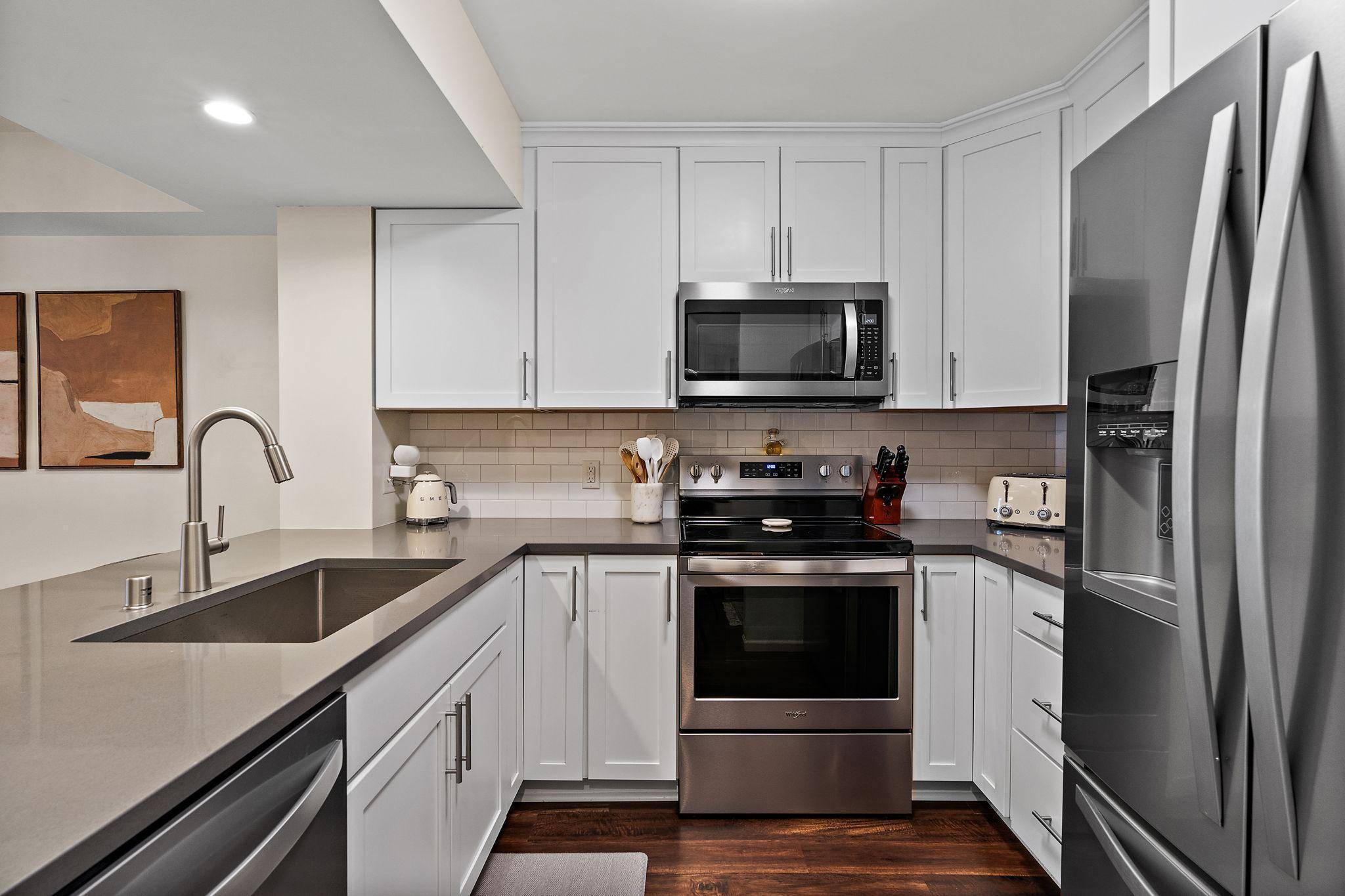 Edina, MN 55435,7420 Edinborough WAY #6309