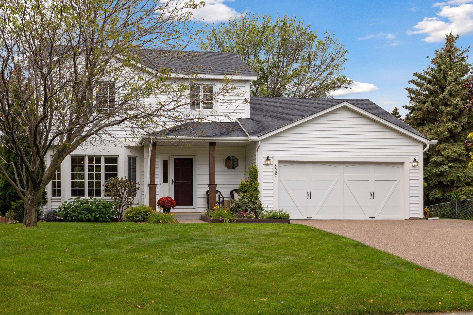 Woodbury, MN 55125,8807 Rainier CT