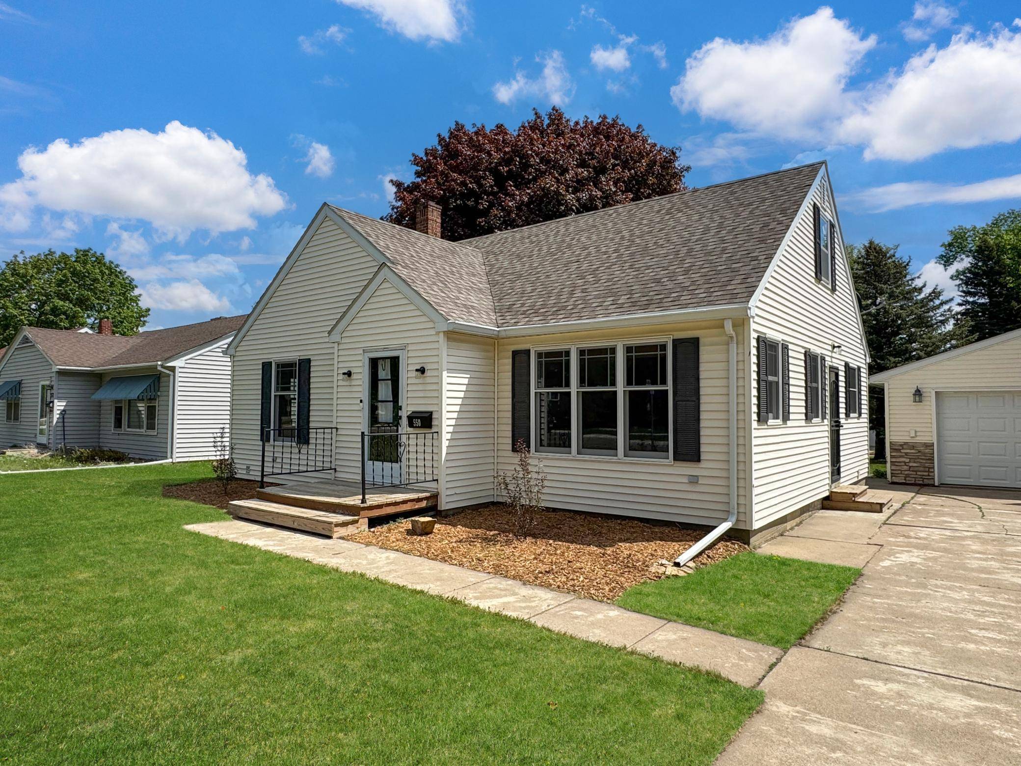 Tracy, MN 56175,550 Center ST