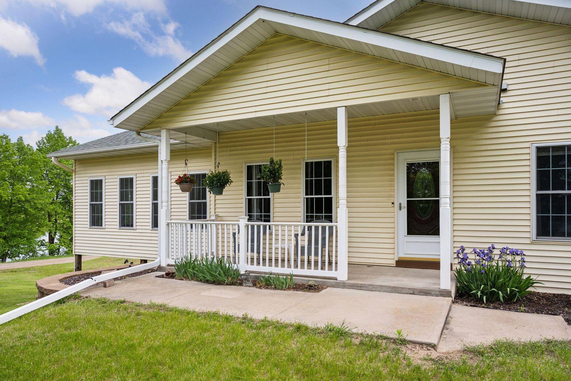 Stanchfield Twp, MN 55080,39937 Buchanan ST NE